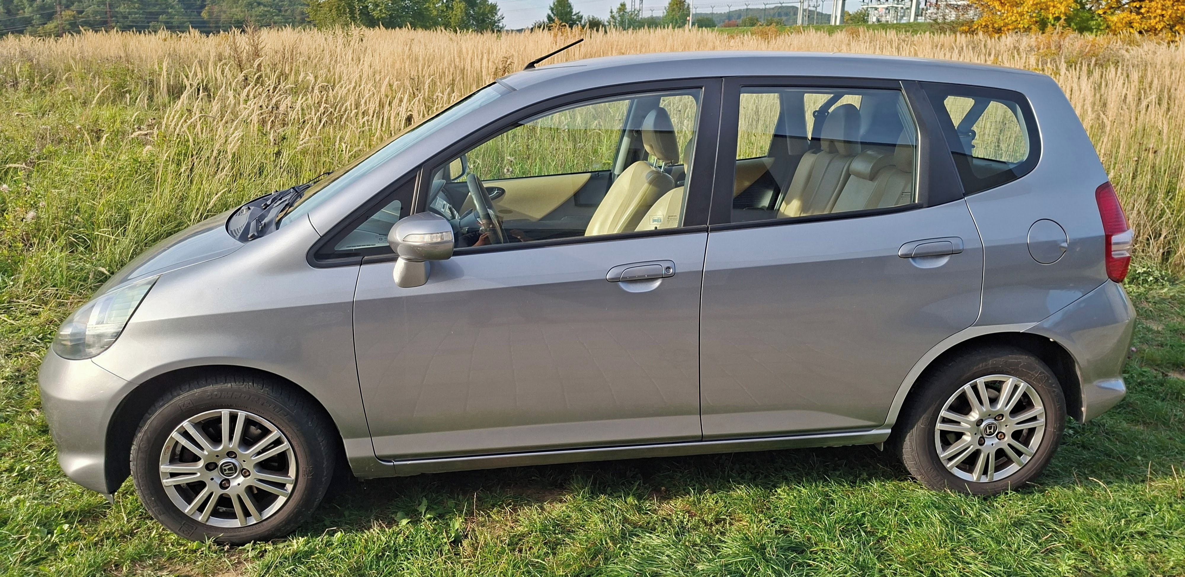 Honda Jazz, HONDA Jazz 1.3i, NOVÁ STK,KŮŽE - fotka 3