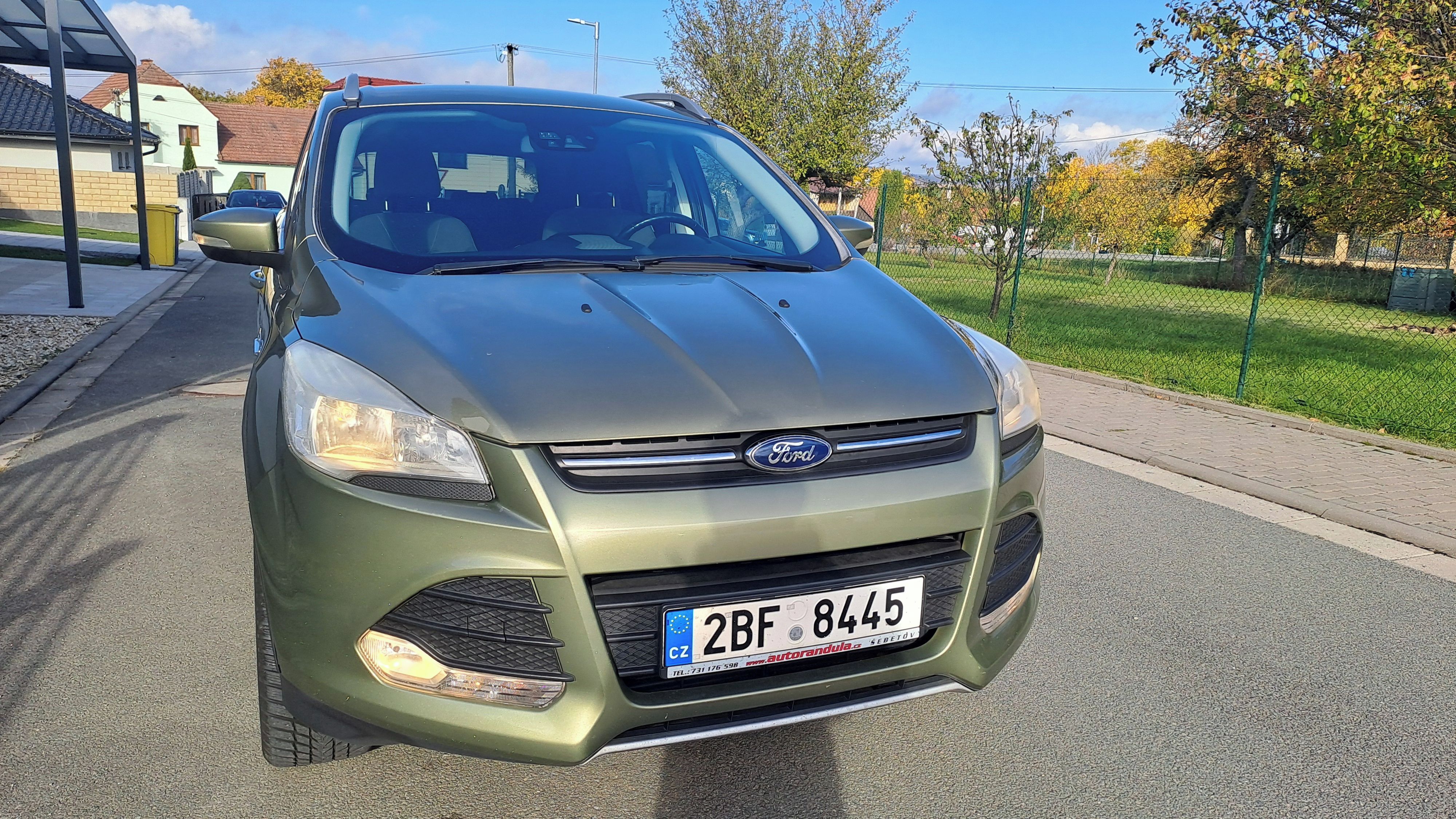 Ford Kuga, TOP STAV!SERVISKA,4X4,TITANIUM - fotka 5
