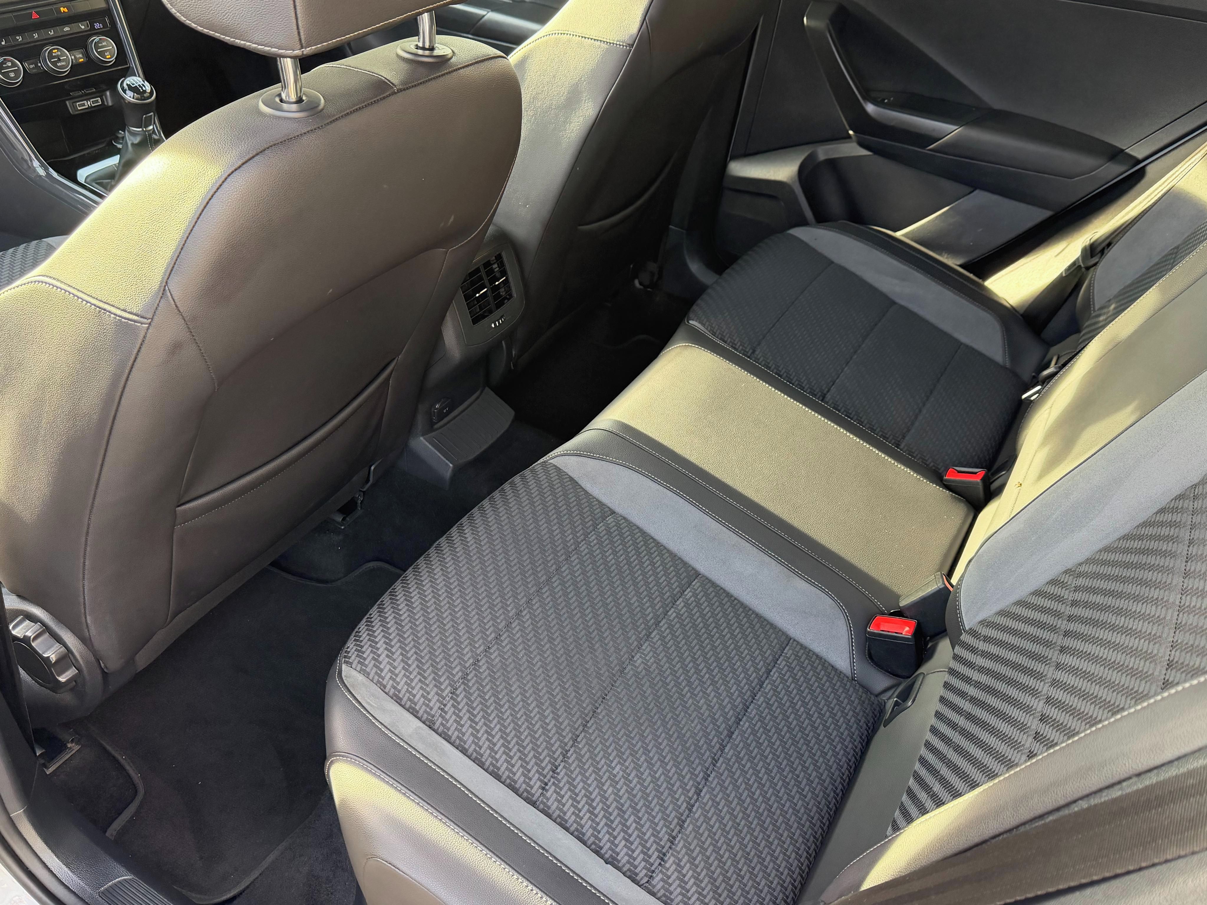 Volkswagen T-Roc, 1.0 TSi Design R-Line - fotka 6