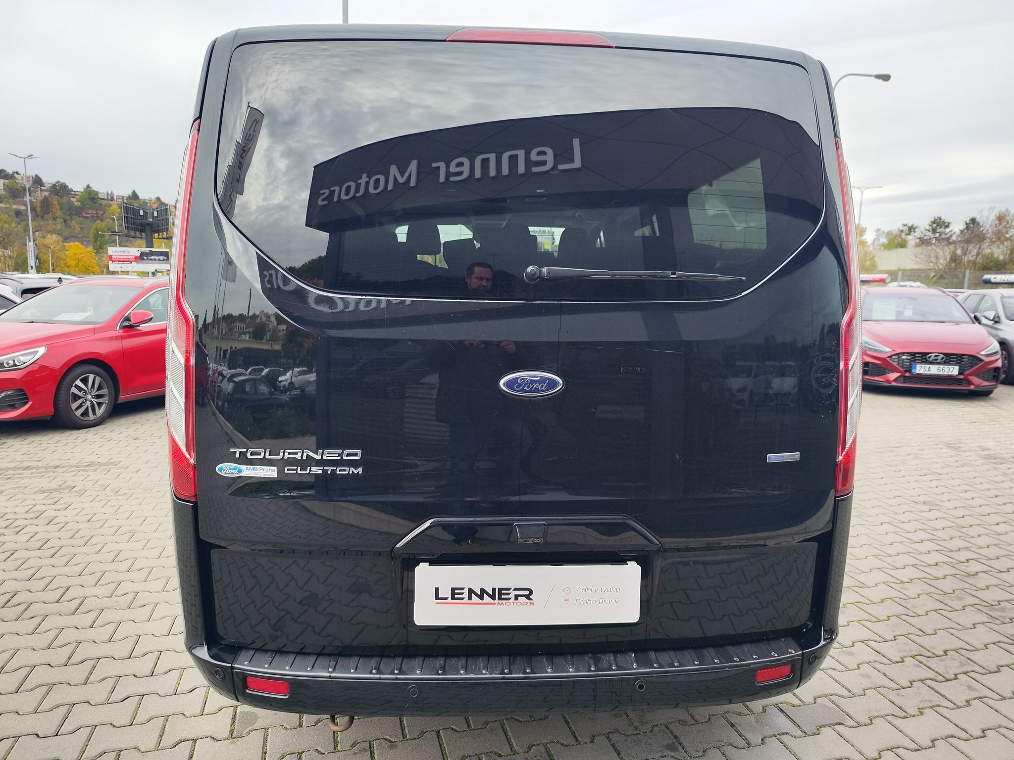 Ford Tourneo Custom, 2.0 EcoBlue/125kW Titanium L2 - fotka 6
