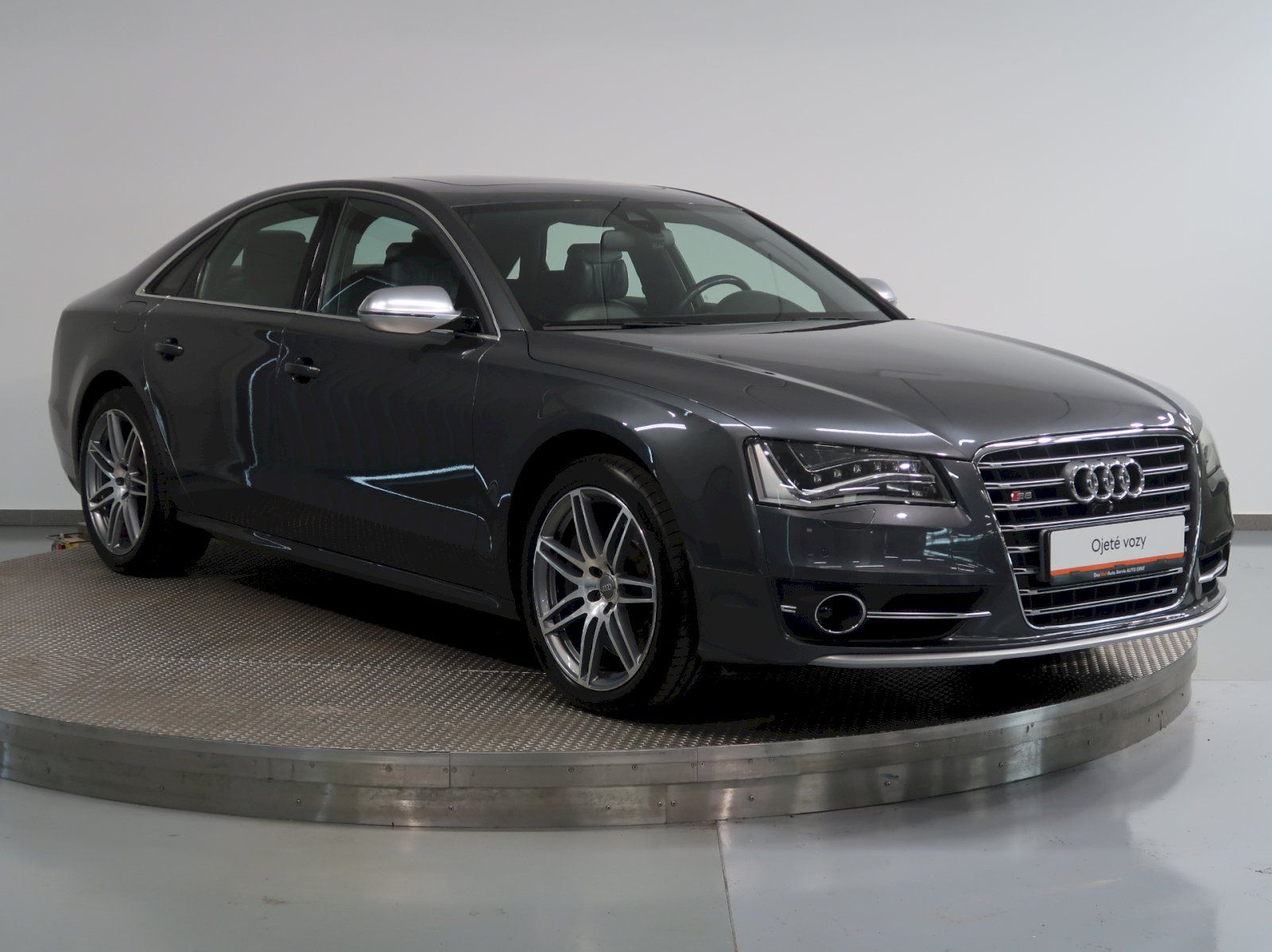 Audi S8, 4.0TFSI 382KW QUATTRO EXCLUSIV - fotka 6