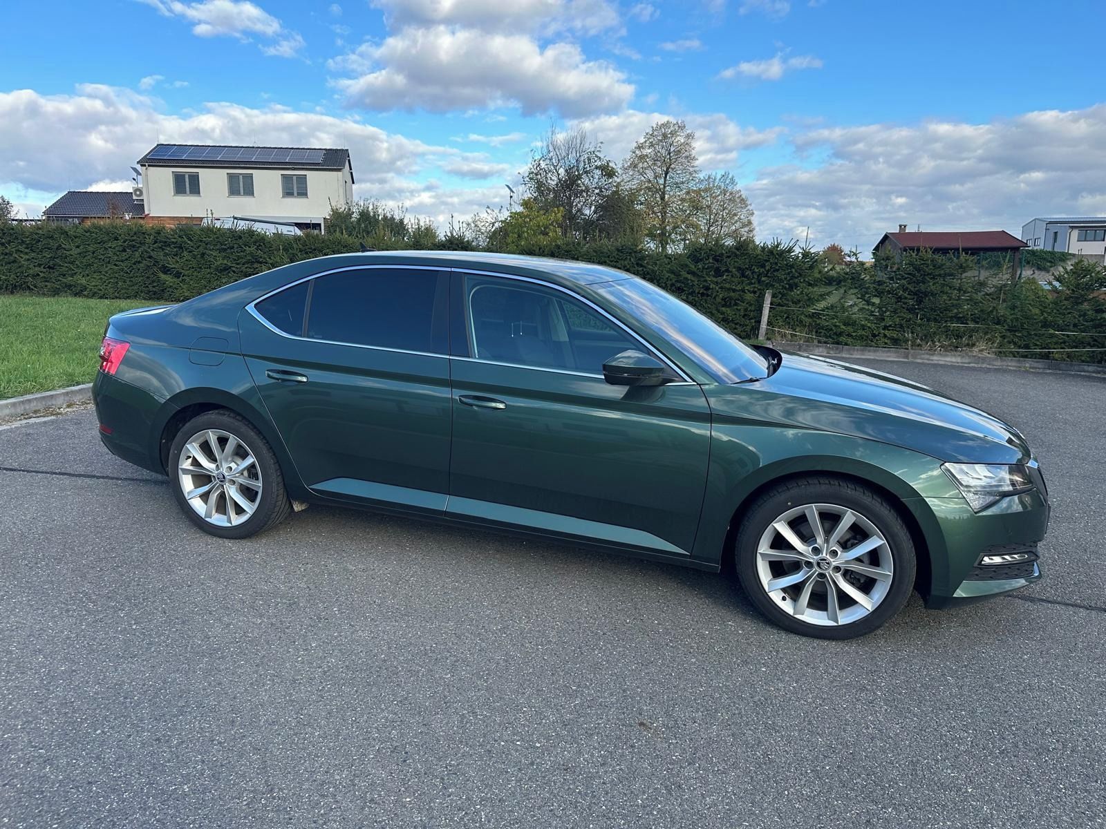 Škoda Superb, 2.0 TDI 110 kW, 2.majitel, LED - fotka 5