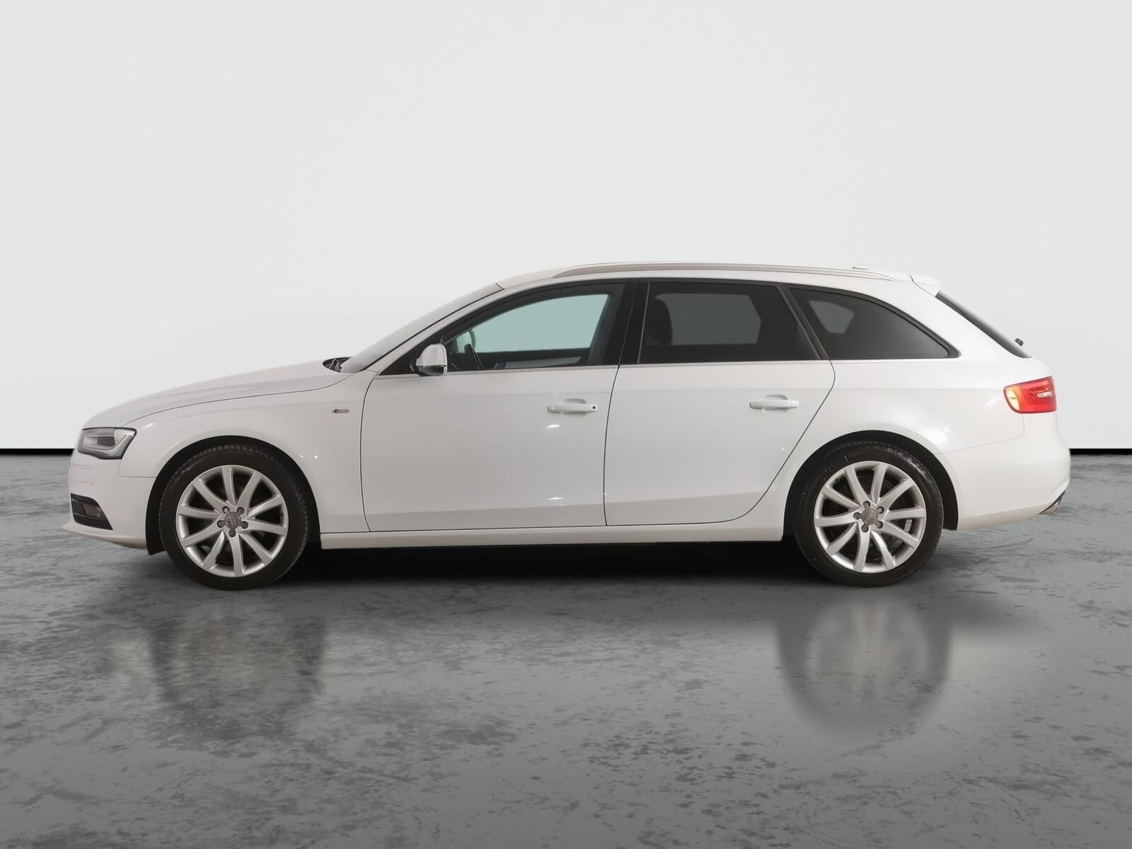 Audi A4, 2.0 TDI, S-Line, 4X4, Automat - fotka 3