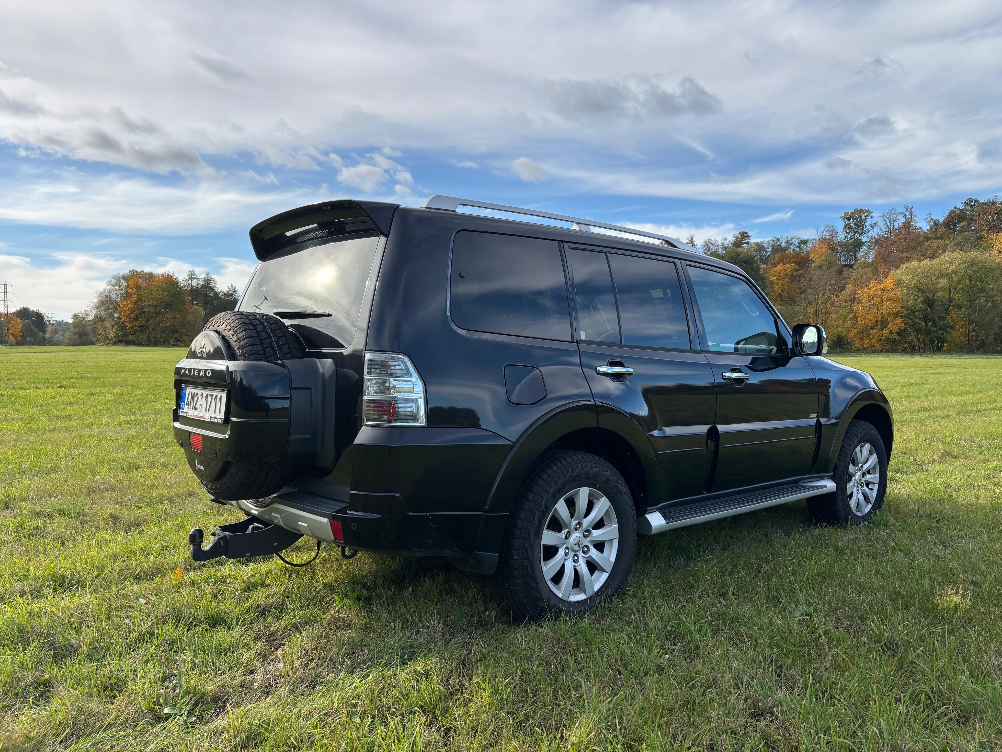 Mitsubishi Pajero, 3,2 DI-D 147kw, automat - fotka 5