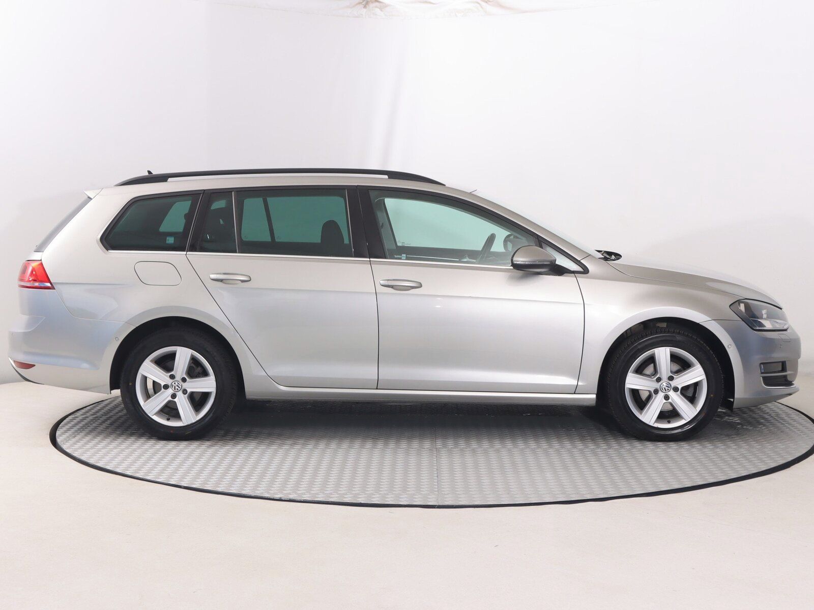 Volkswagen Golf, 1.2 TSI, Comfortline - fotka 6