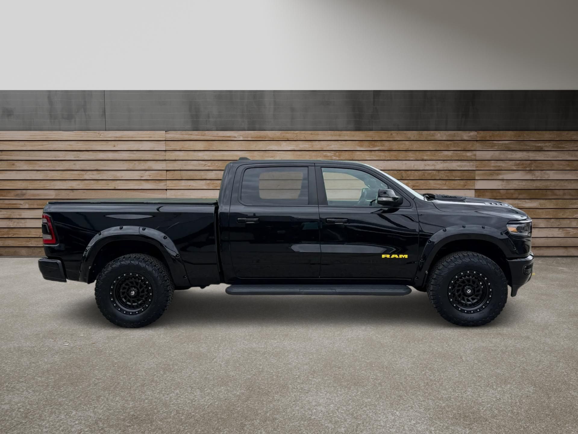Dodge Ram, +HEMI+LPG+OFFROAD PAKET+ - fotka 2