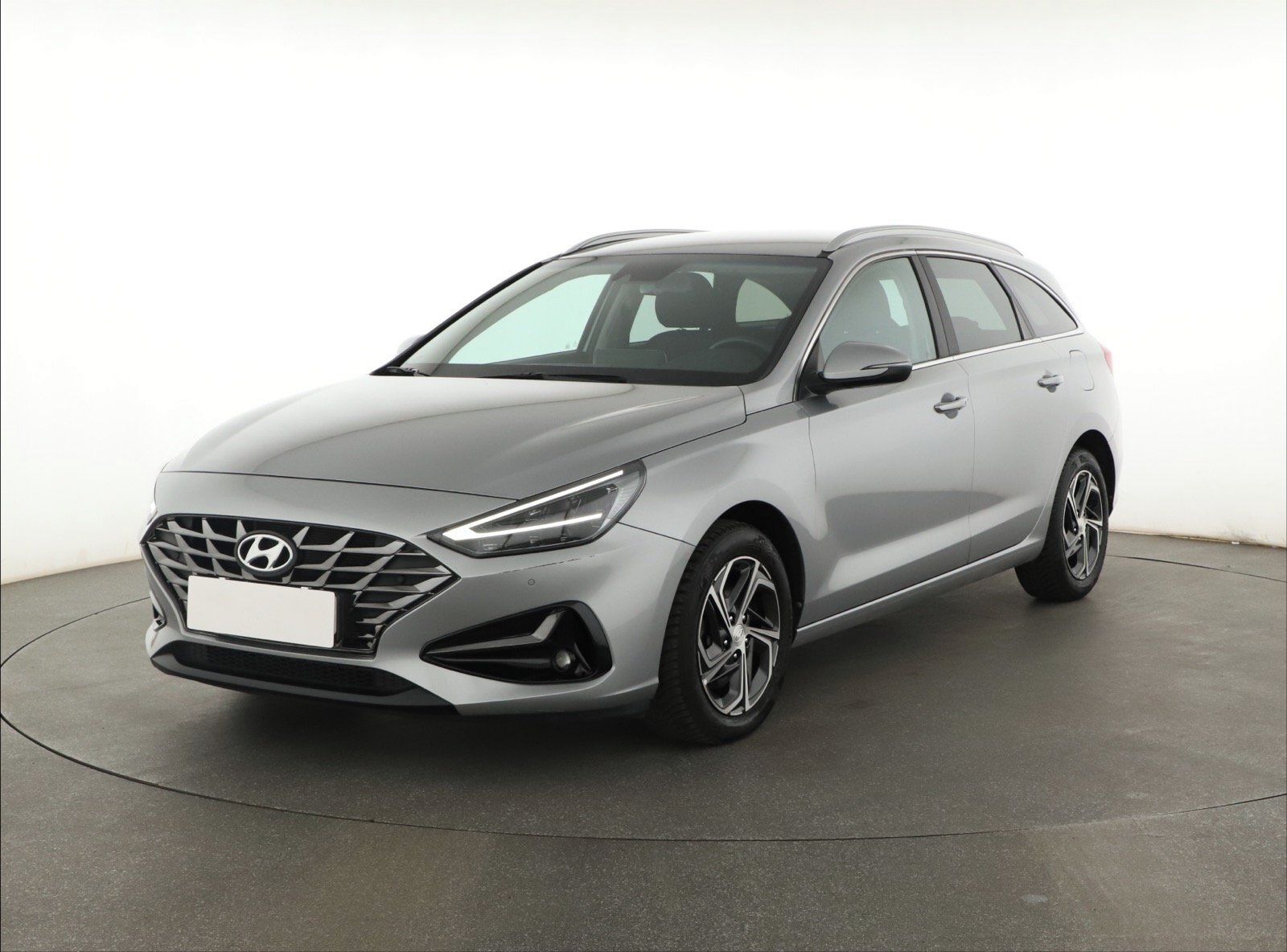 Hyundai i30, 1.0 T-GDI, Smart, ČR,1.maj - fotka 2
