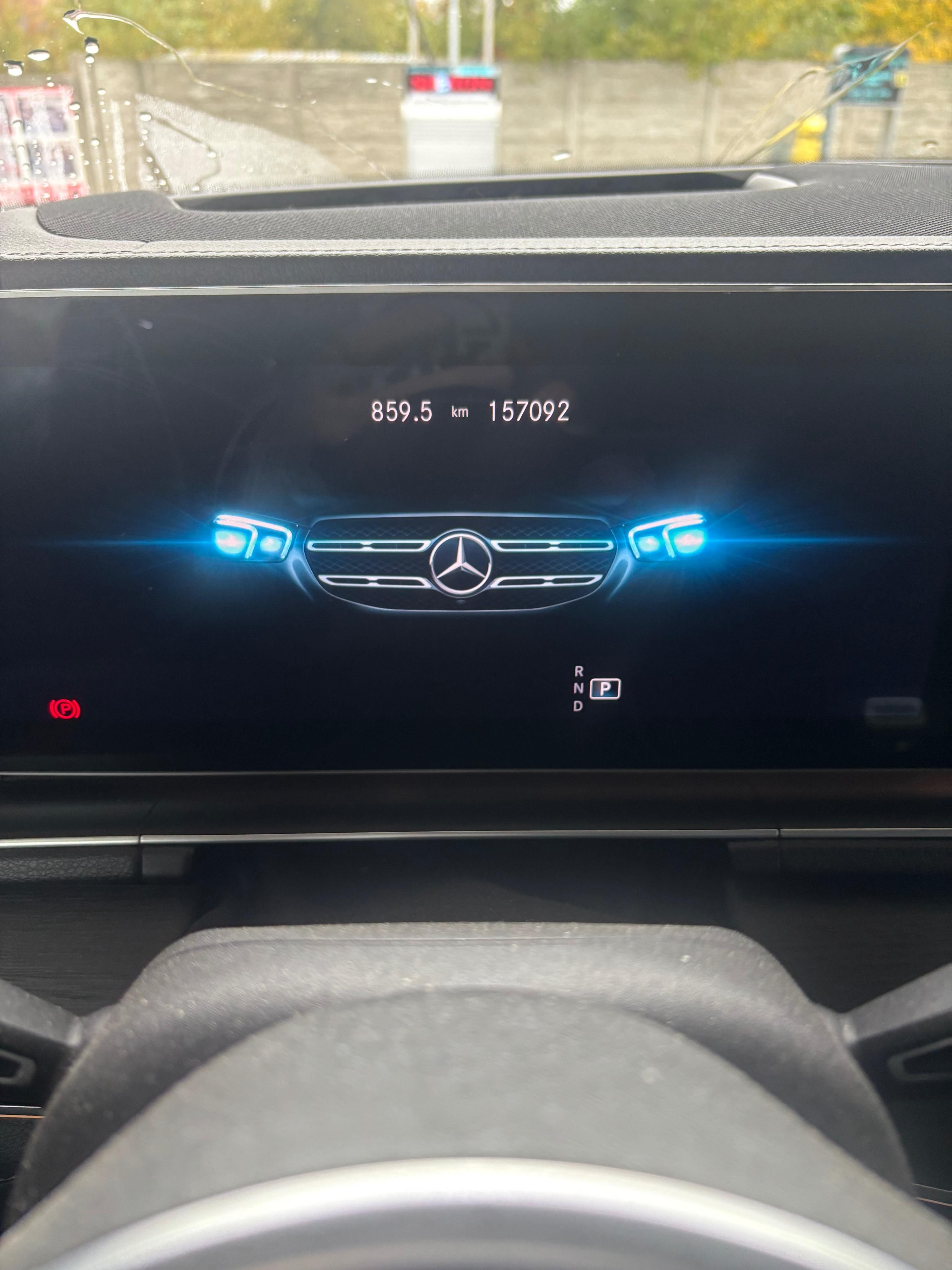 Mercedes-Benz GLE, Mercedes-Benz GLE 400d 4MATIC - fotka 4