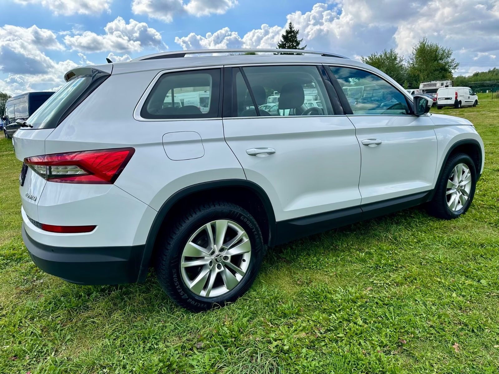 Škoda Kodiaq, 1.4TSI-110KW-STYLE-DSG-LED.NAV - fotka 5