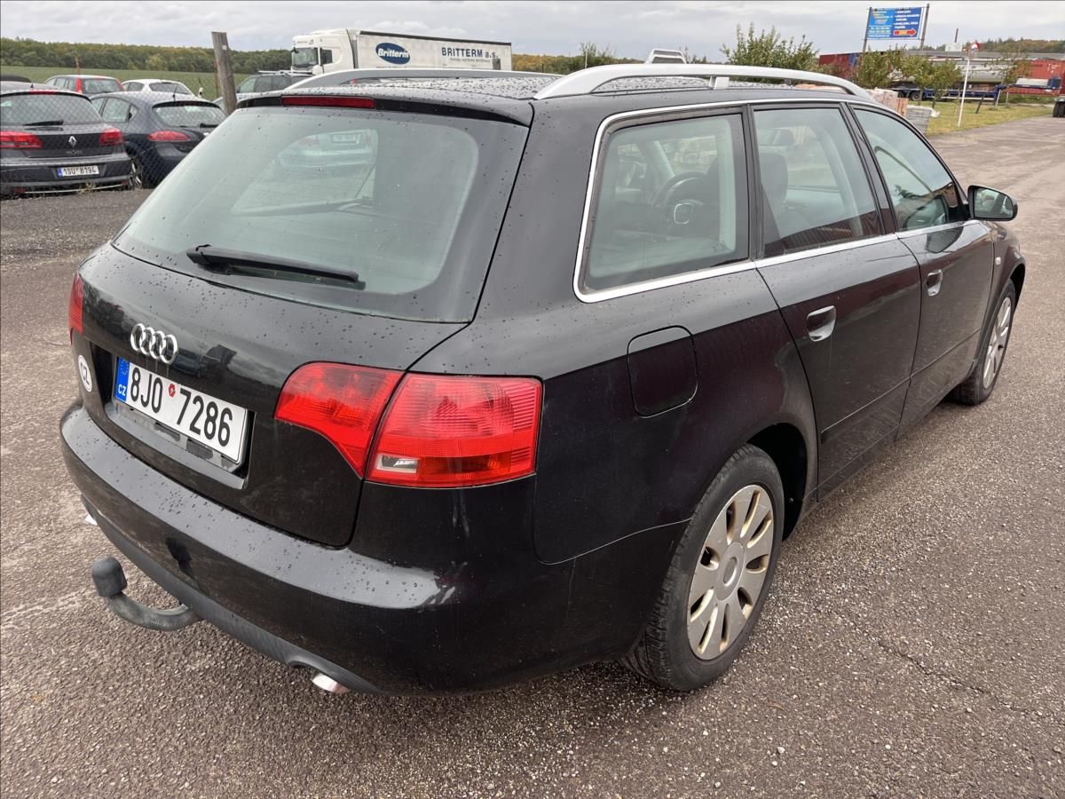 Audi A4 Avant, 3,0 TDi 150KW 4x4 AUTOMA - fotka 6