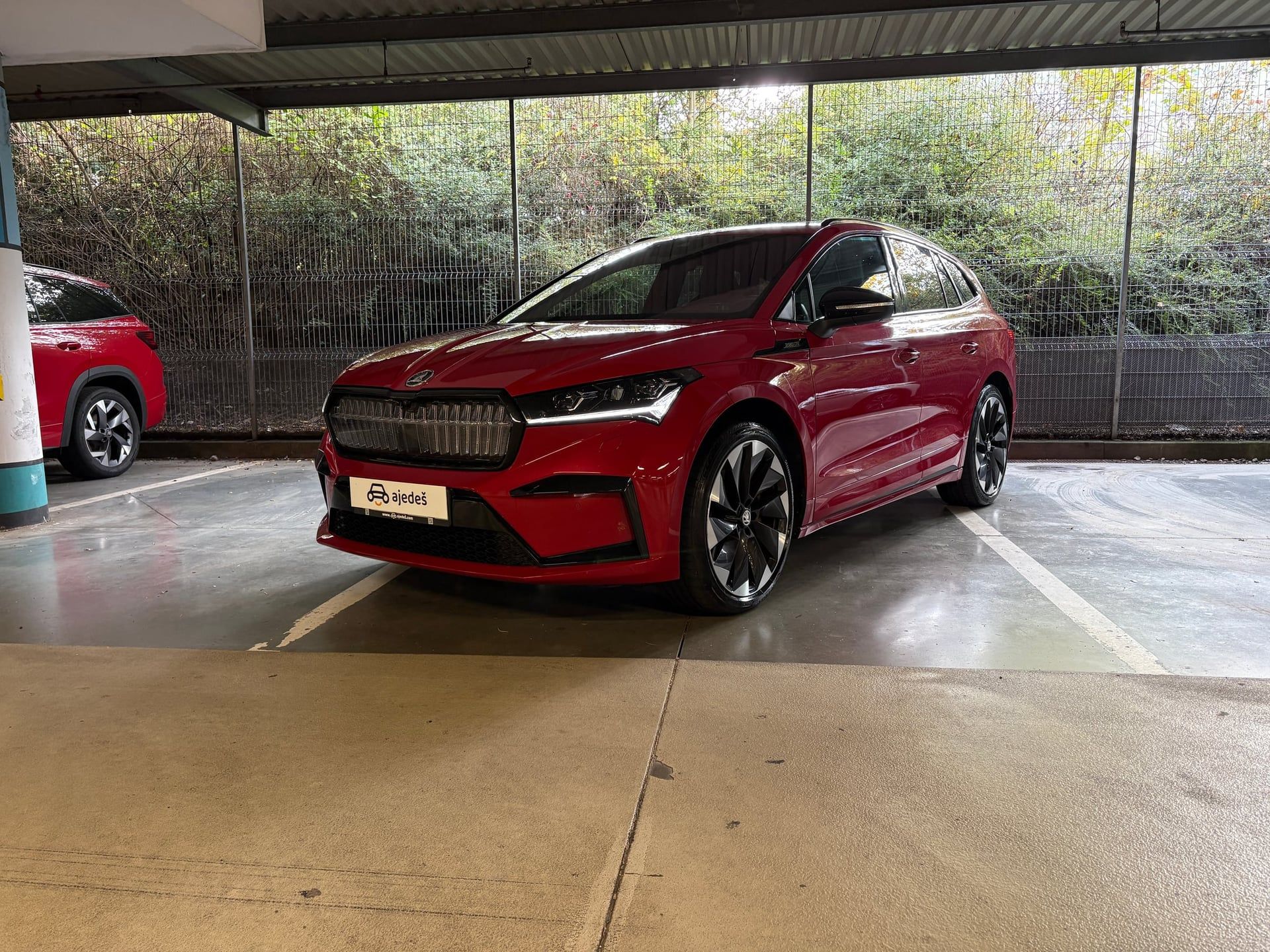 Škoda Enyaq, iV 80x/82 kWh/4x4/Sportline - fotka 2