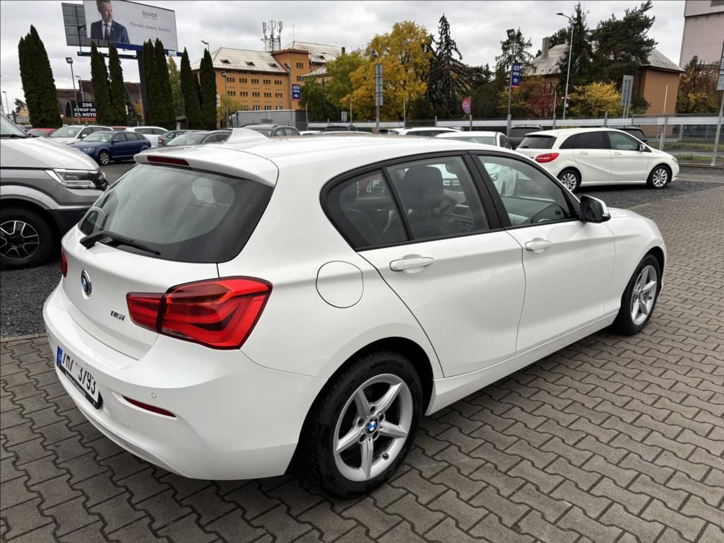 BMW Řada 1, 1,5 116i 80kw,SERVIS,DPH - fotka 4