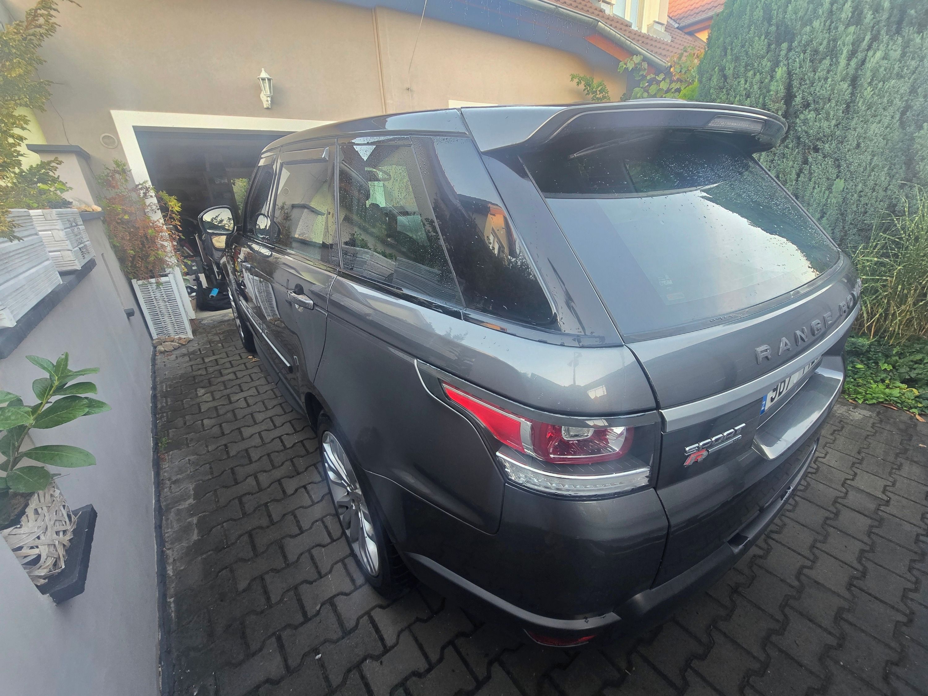 Land Rover Range Rover Sport, 3.0 TDV6 panorama, čr - fotka 6