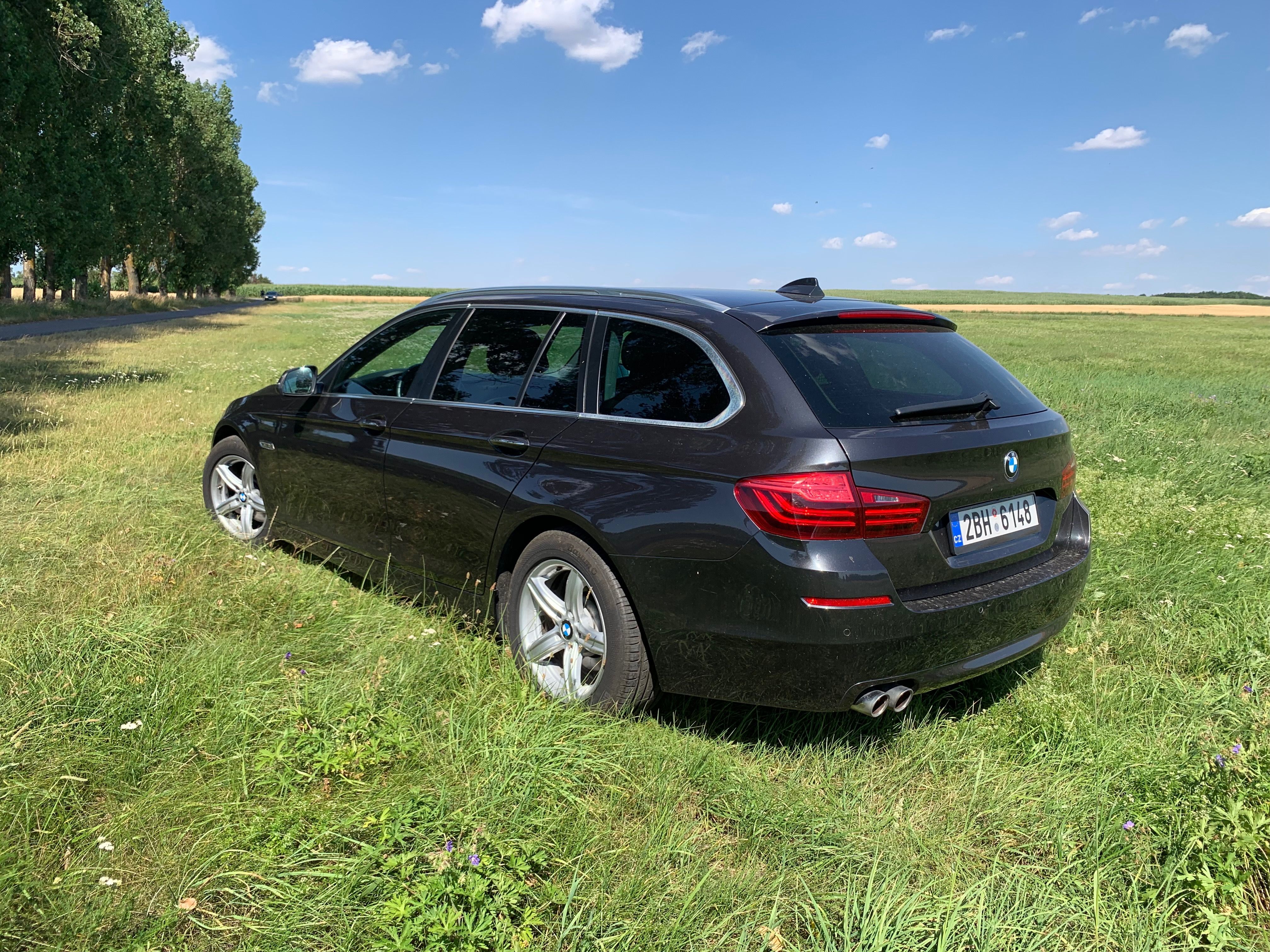 BMW Řada 5, 520D kombi facelift - fotka 5