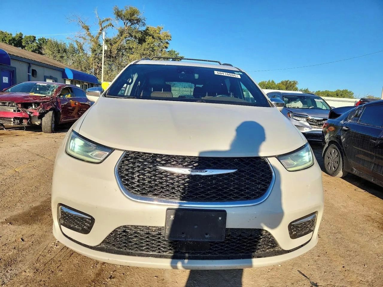 Chrysler Pacifica, Auto na cestě - fotka 5