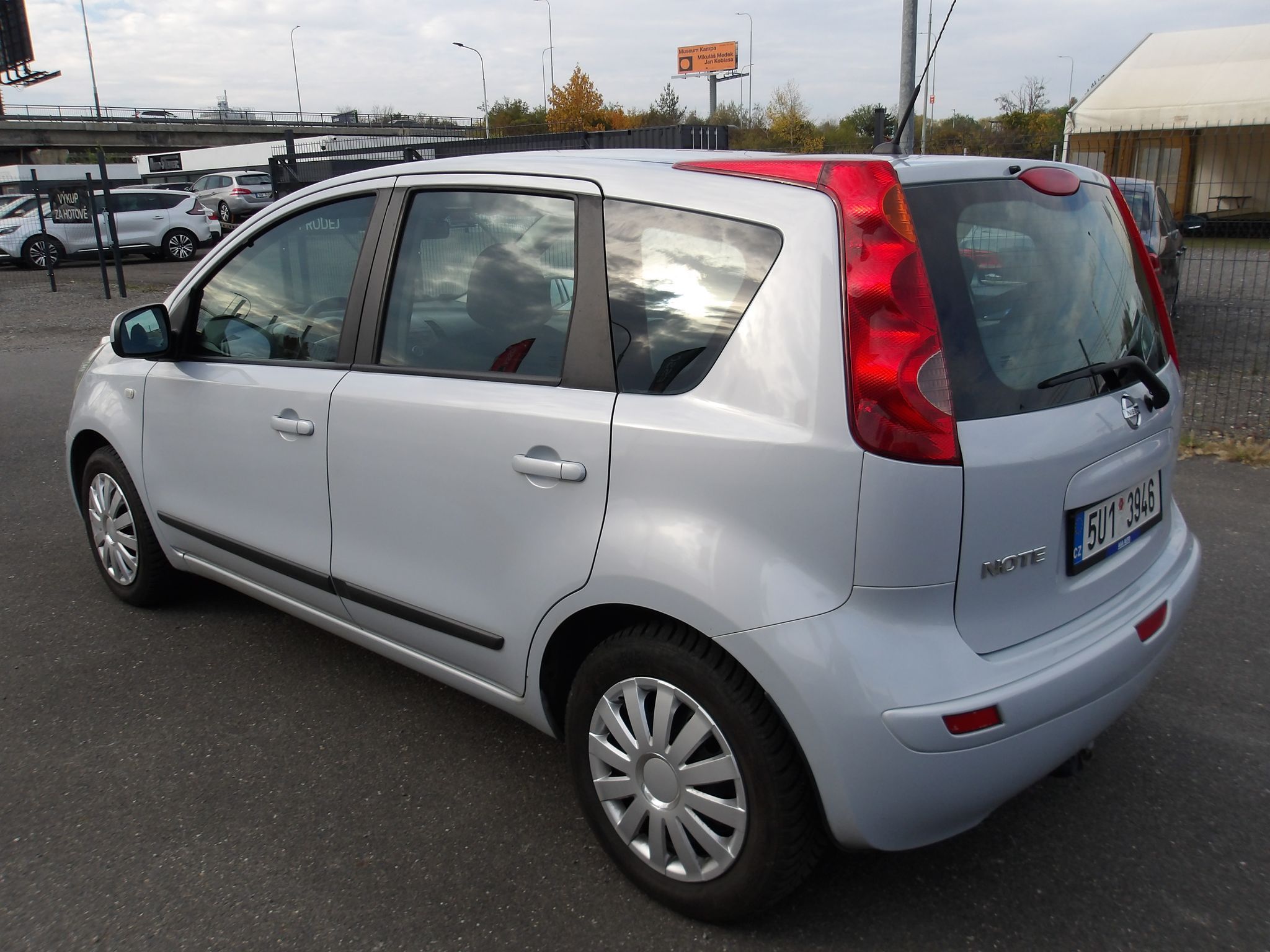 Nissan Note, 1,6i KRASAVEC !!! 2xklíč. - fotka 5