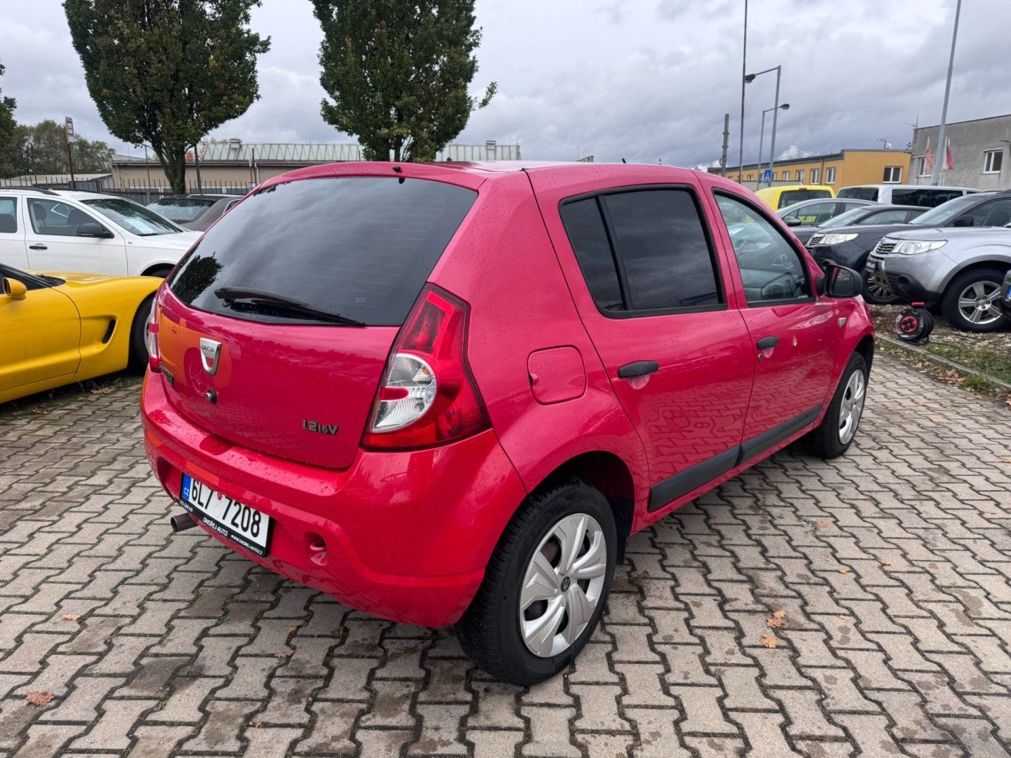 Dacia Sandero, 1,2i 55KW BRZDY PNEU NOVÉ - fotka 5