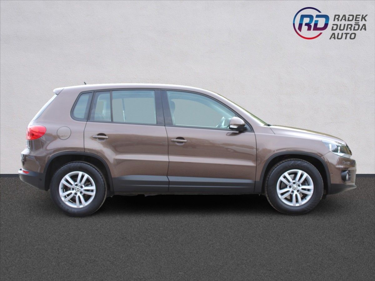 Volkswagen Tiguan, 2,0 TDI  ČR,1.MAJ,DPH,SERVIS - fotka 4
