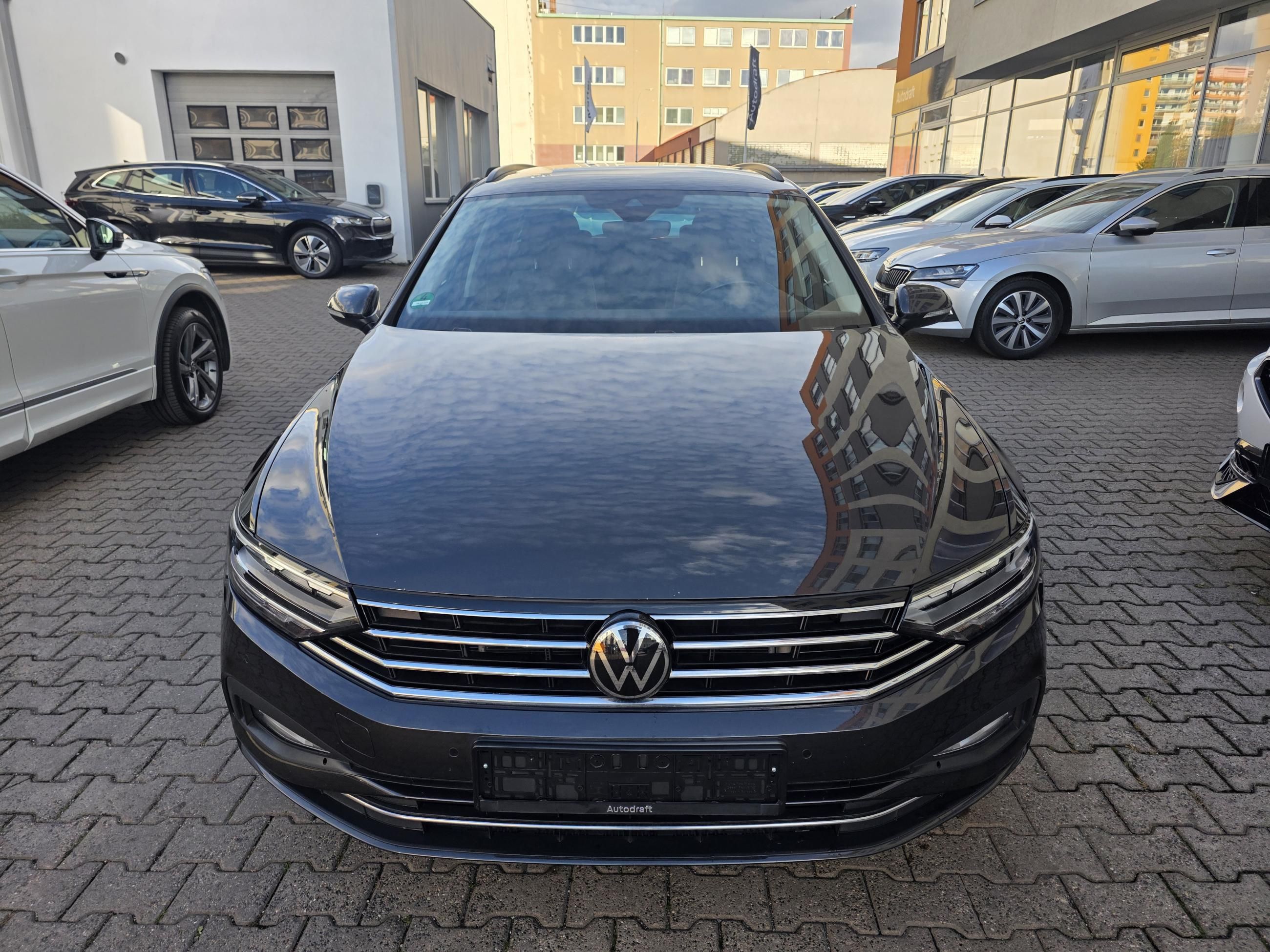 Volkswagen Passat Variant, 2.0 TDI 110kW DSG Head-up - fotka 3