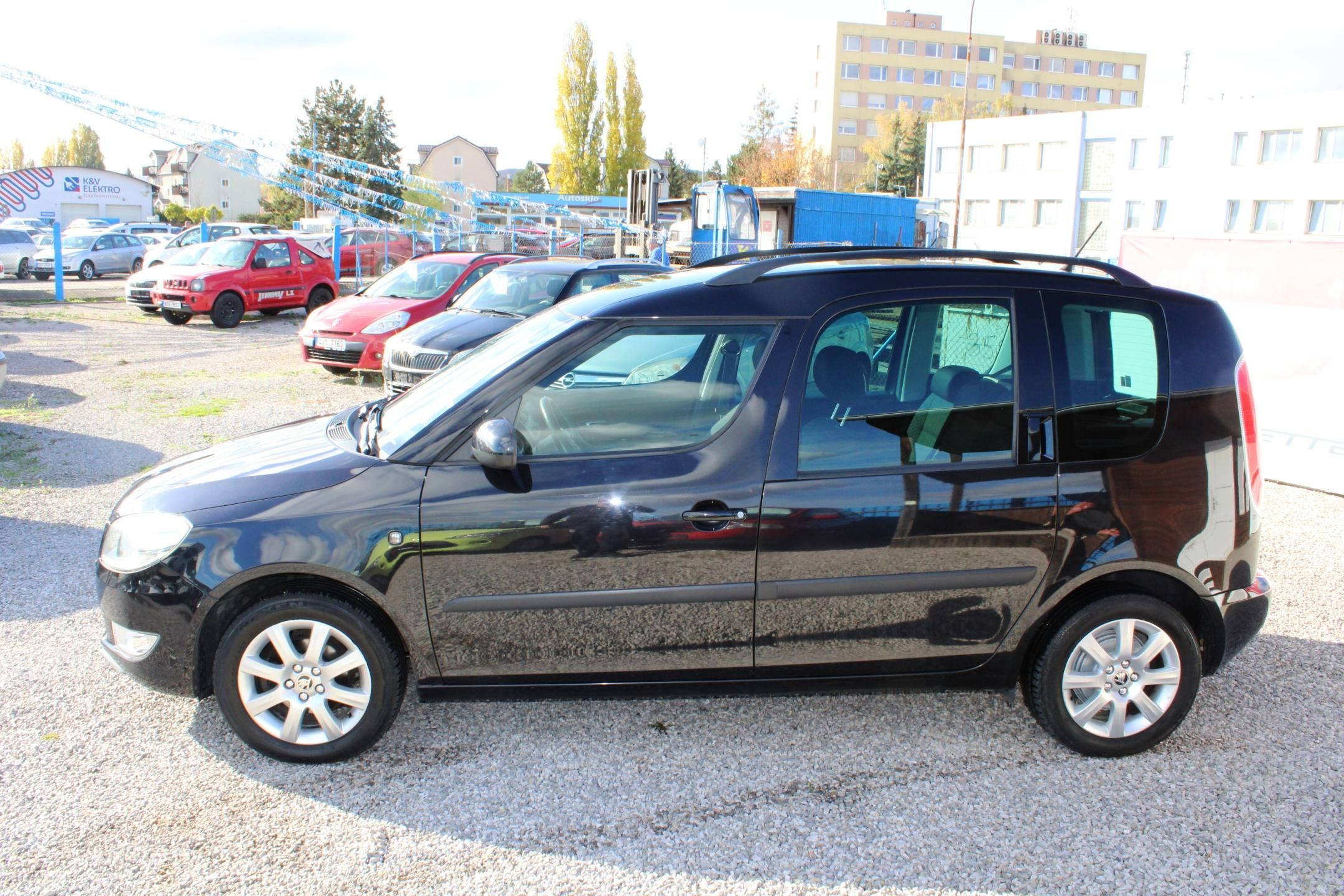 Škoda Roomster, REZERVACE - fotka 4