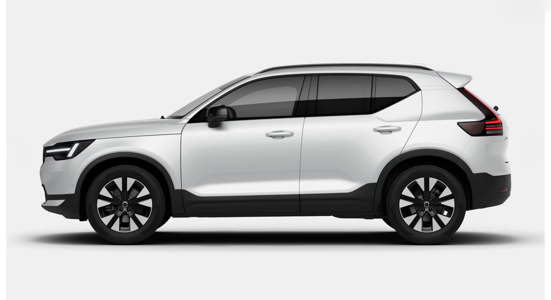 Volvo XC40, B3 PLUS AUT - fotka 2