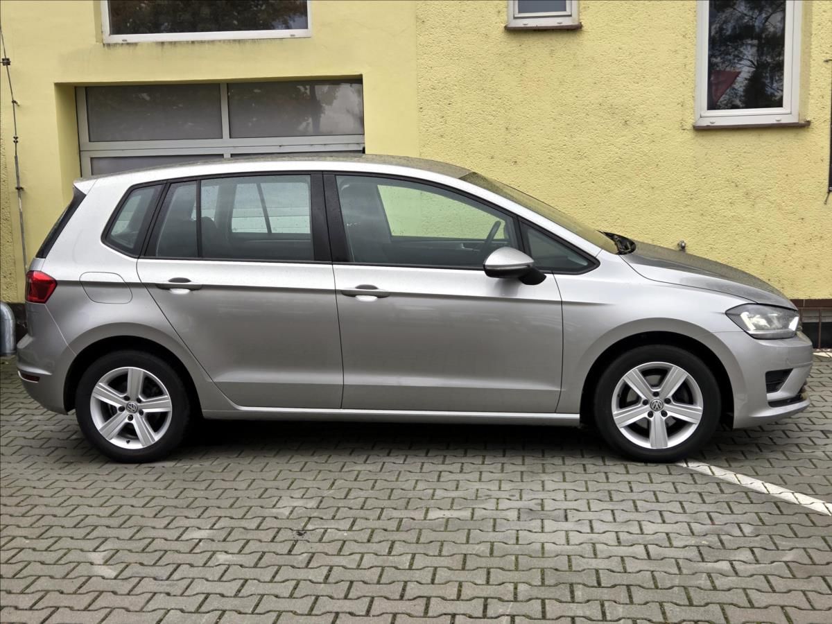 Volkswagen Golf Sportsvan, 1,2 TSi CEBIA,KAMERA,Bi-xenony - fotka 6