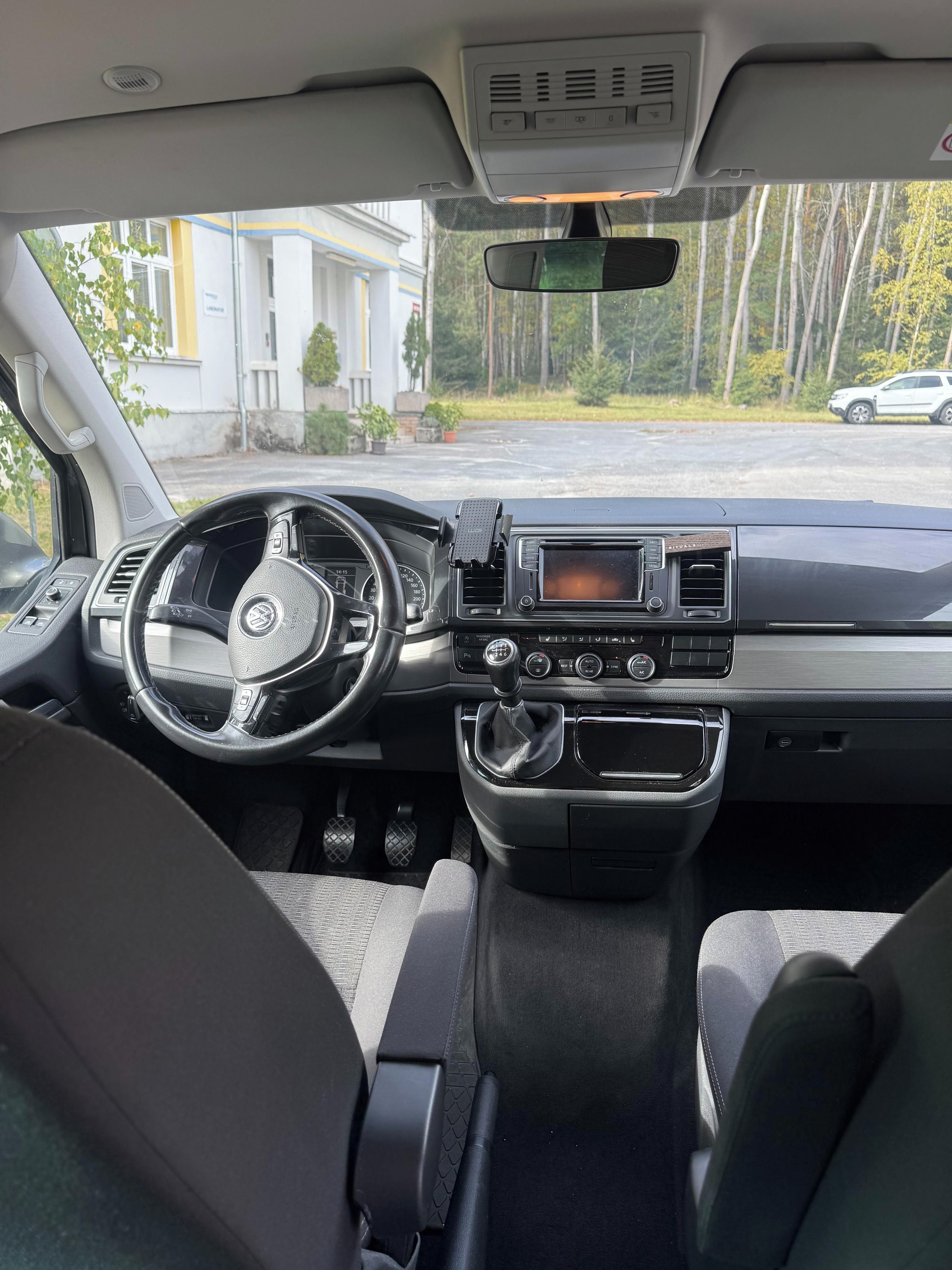 Volkswagen Multivan - fotka 6