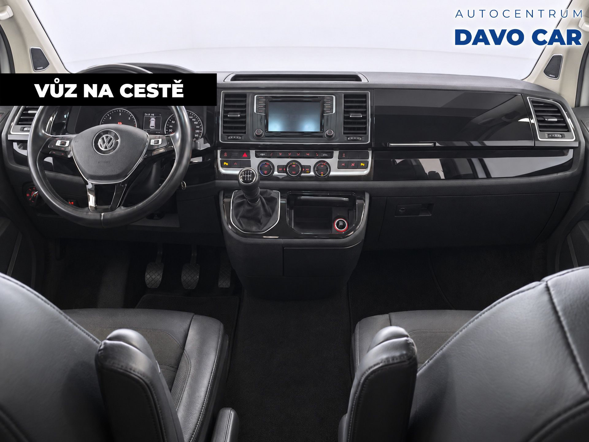 Volkswagen Multivan, 2,0 TDI 150kW 4M Highline LED - fotka 3