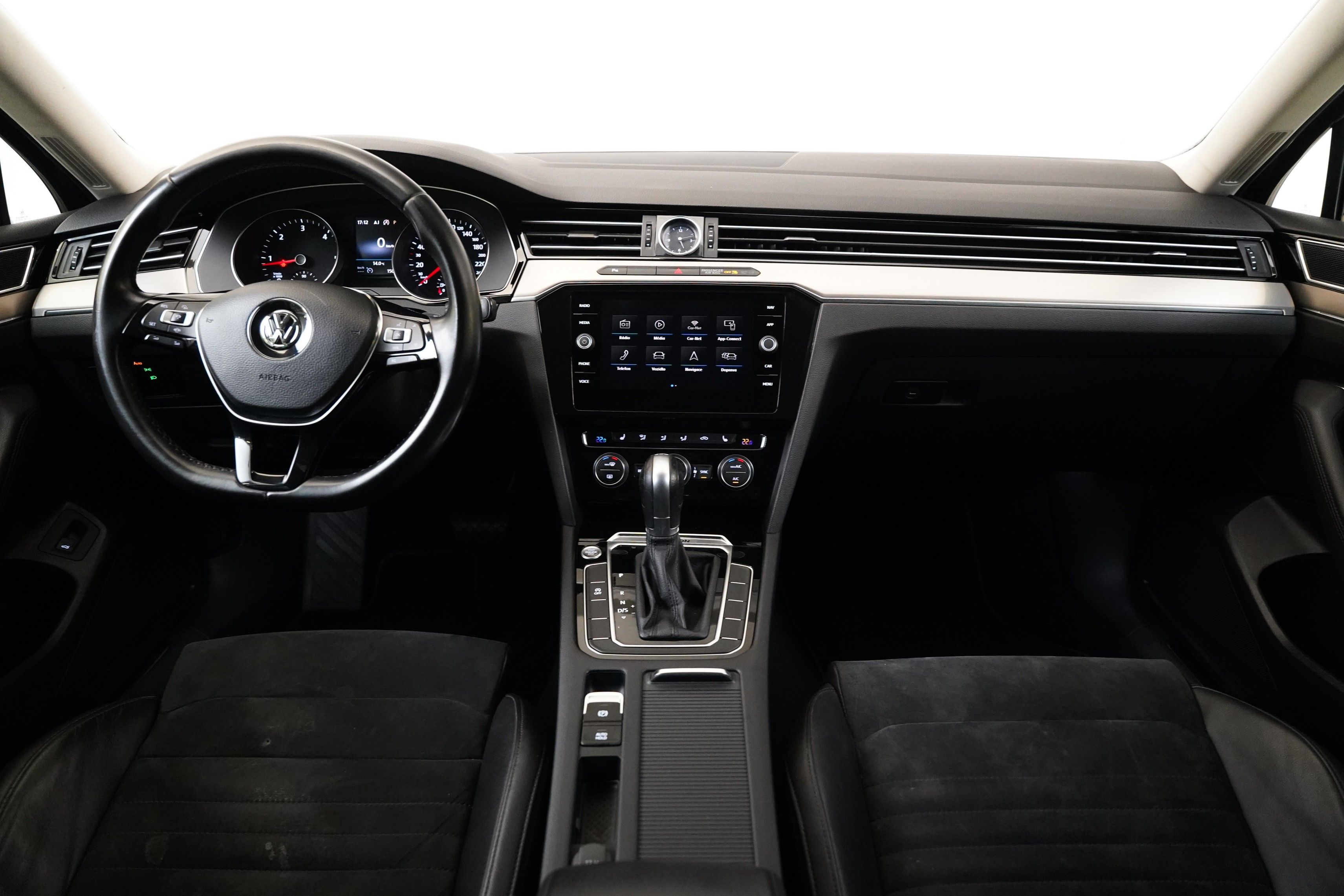 Volkswagen Passat, 2.0 TDI 140kW DSG 4x4 Highline - fotka 5