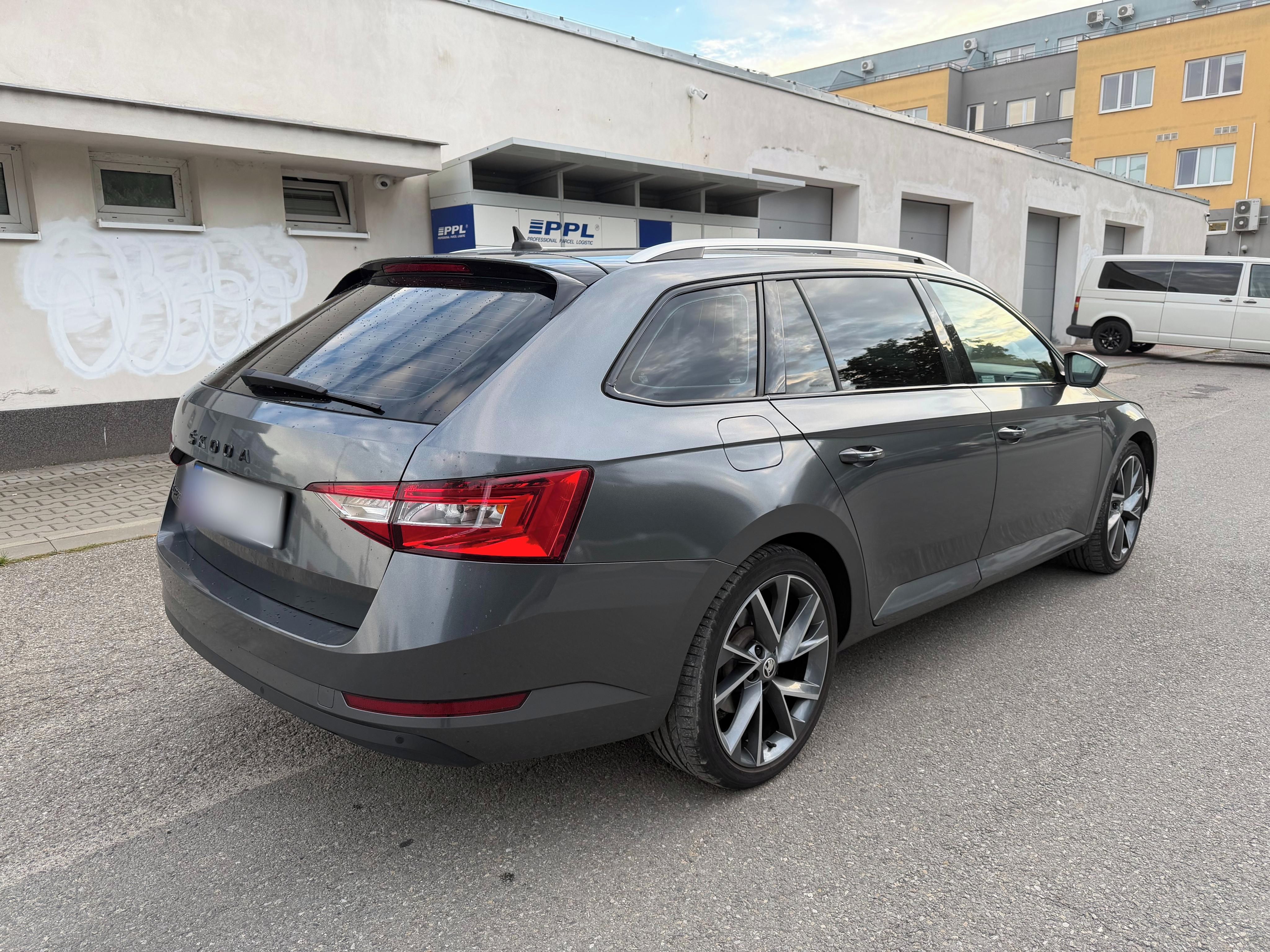 Škoda Superb, Škoda Superb 3 - 2.0 TDI 110kW - fotka 4
