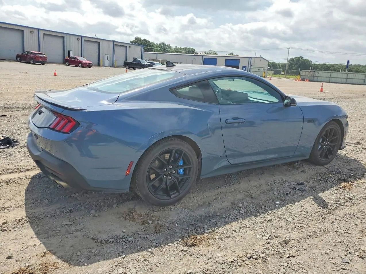 Ford Mustang, Auto na cestě - fotka 4