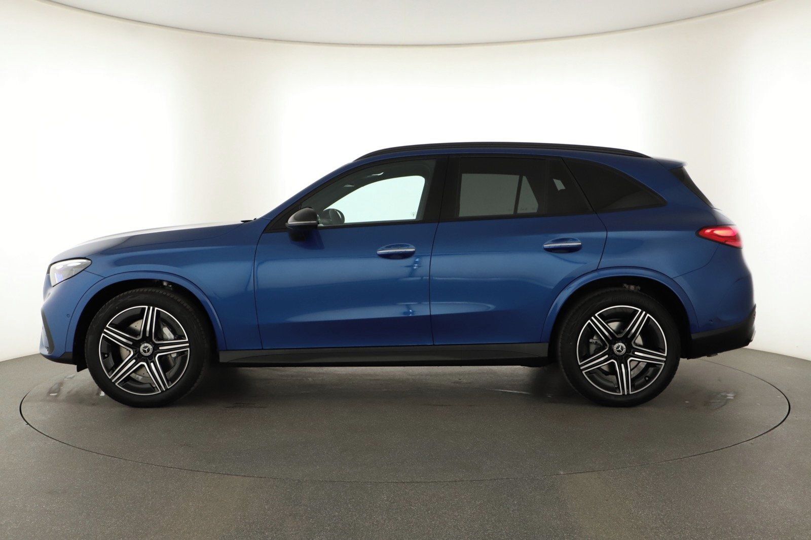 Mercedes-Benz GLC, 220 d 4MATIC, AMG Line - fotka 3