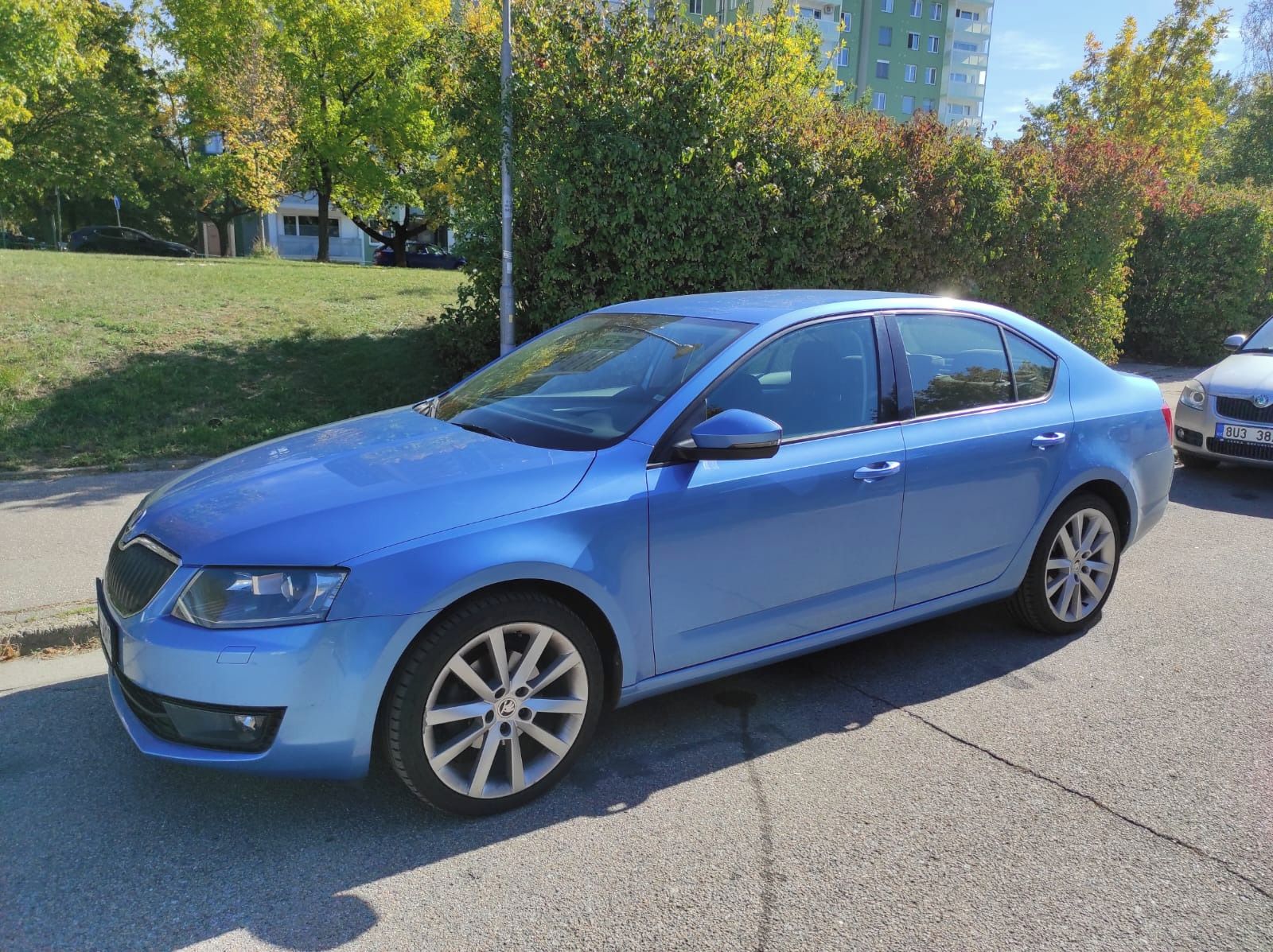 Škoda Octavia, 2.0 TDI DSG Style 137tis.km - fotka 3