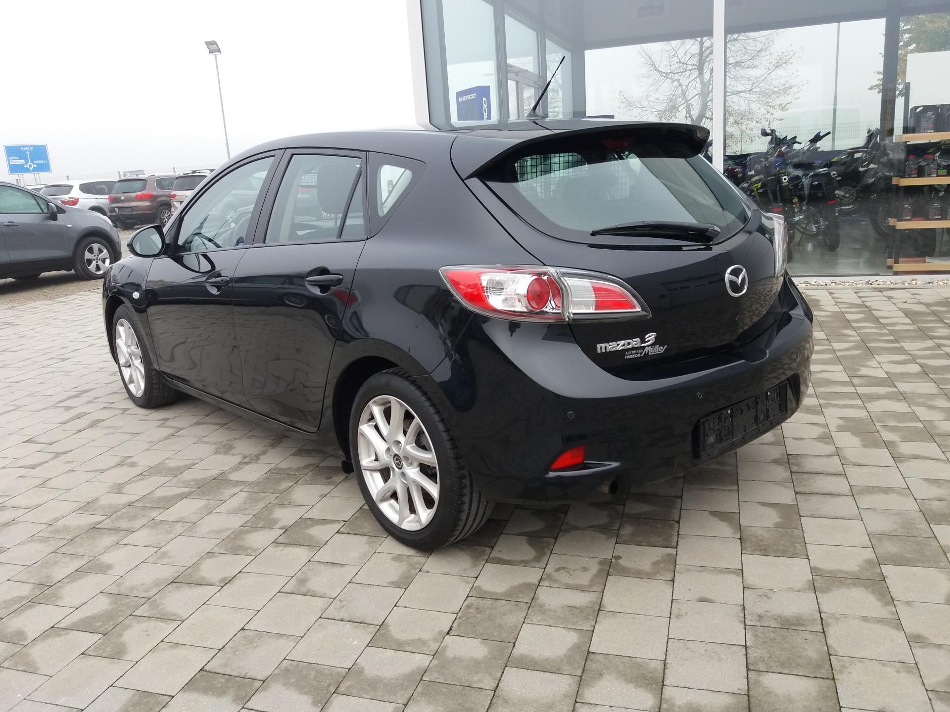 Mazda 3, 1.6i,77kW,VÝHŘEV.SEDA+ČEL.SKLO - fotka 5