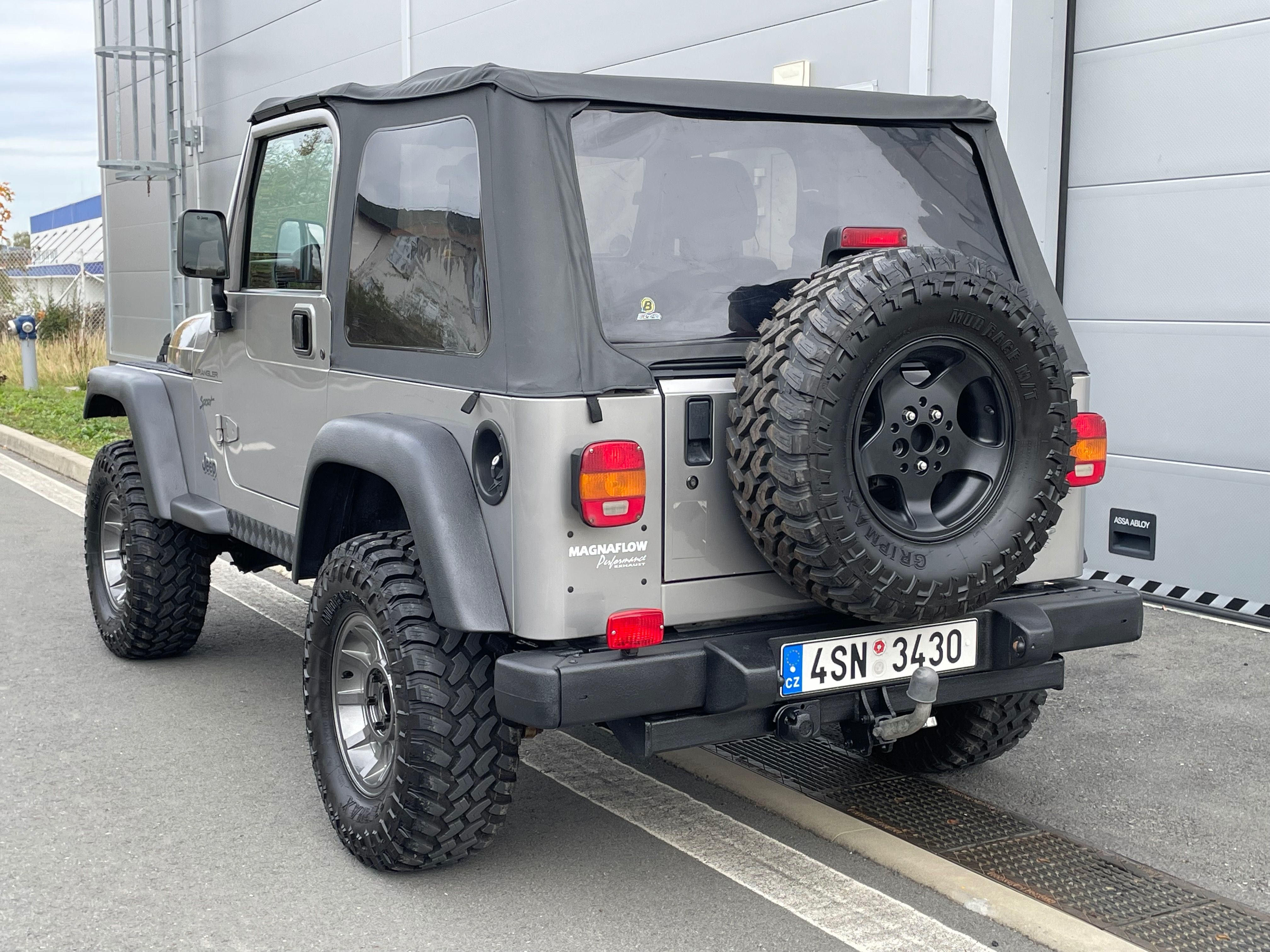 Jeep Wrangler, TJ 2.5i 87kW - fotka 6