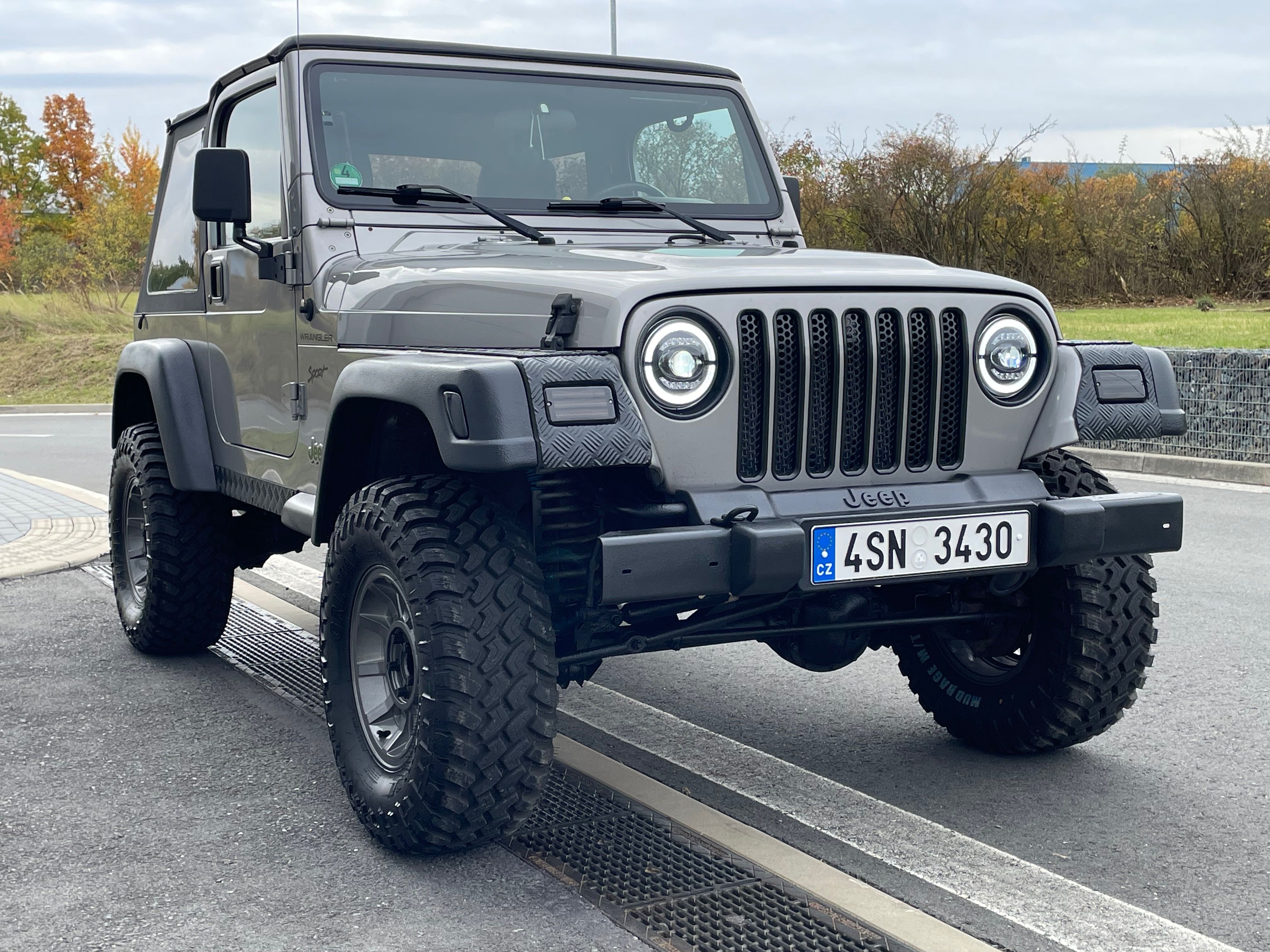 Jeep Wrangler, TJ 2.5i 87kW - fotka 3