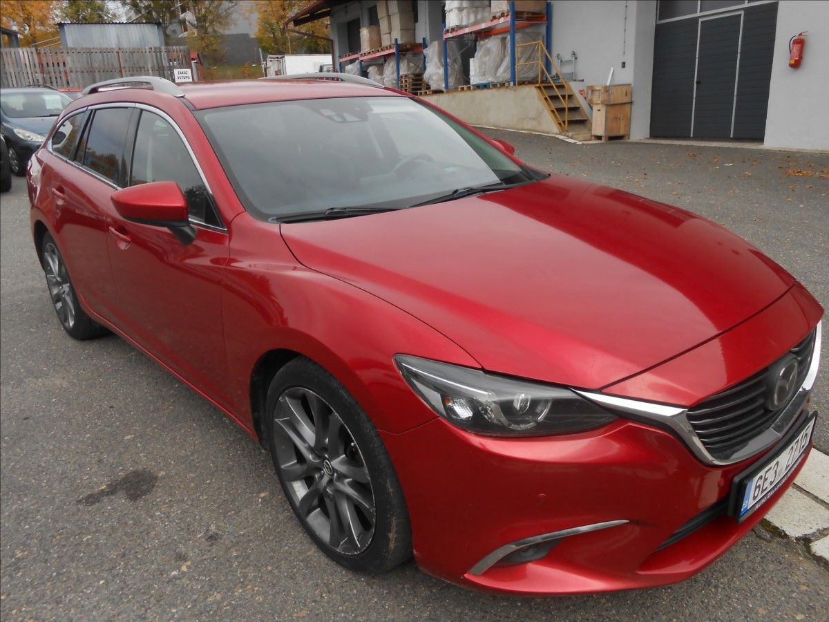 Mazda 6, 2,2 L Skyactive 129Kw AWD - fotka 3