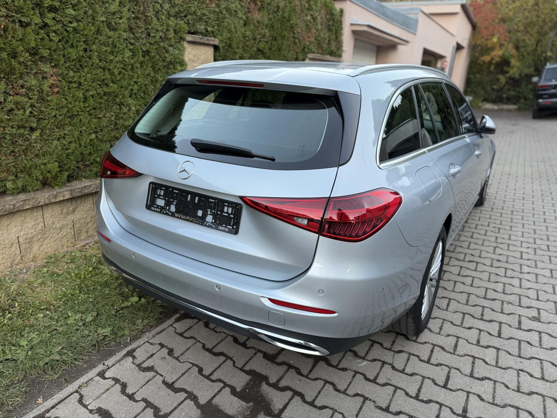 Mercedes-Benz Třídy C, 200D 9Gtronic-AVANTGARDE-Tažné - fotka 5