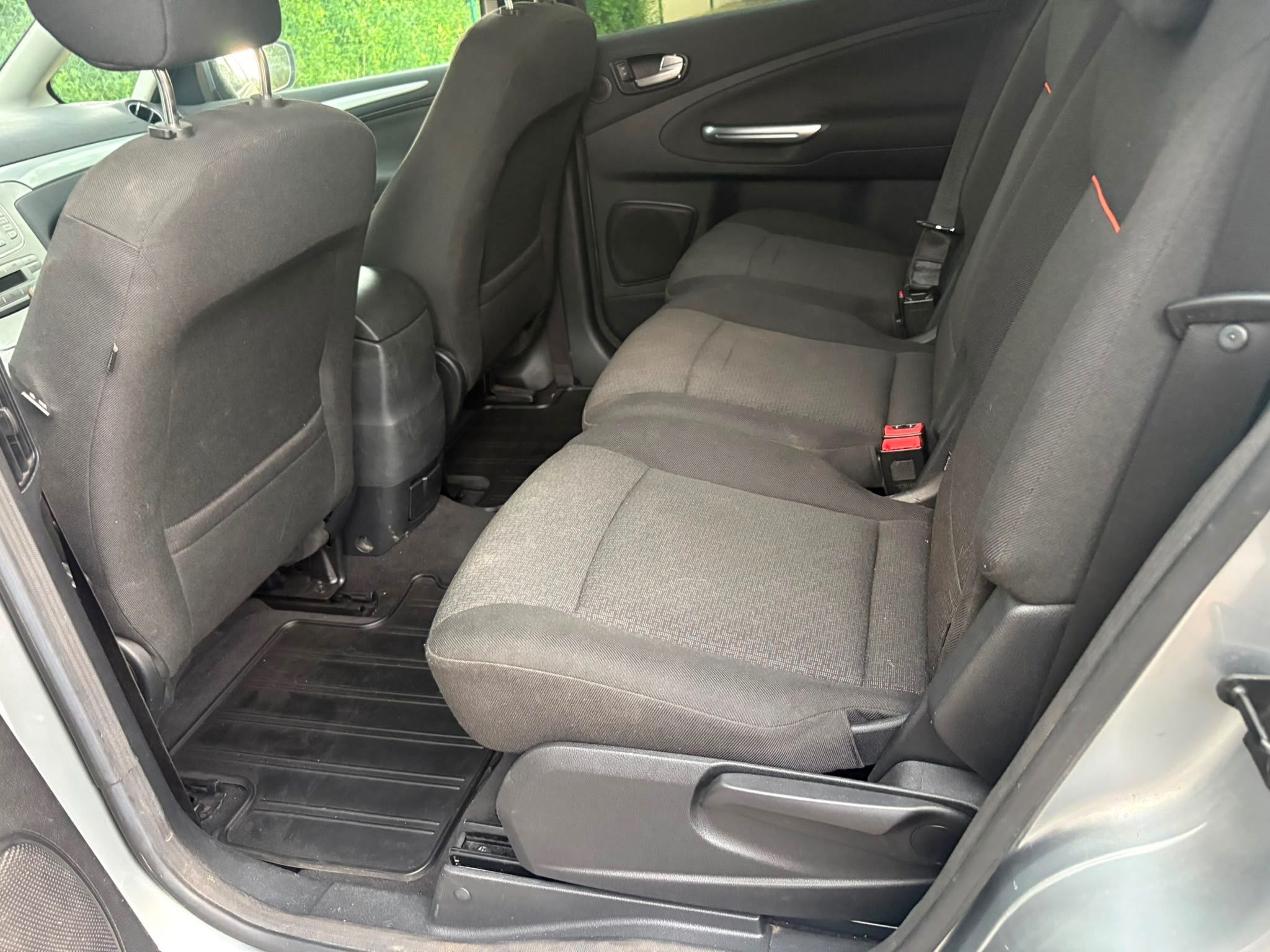 Ford S-MAX, 2.0TDCI -7mist -96kw - fotka 4