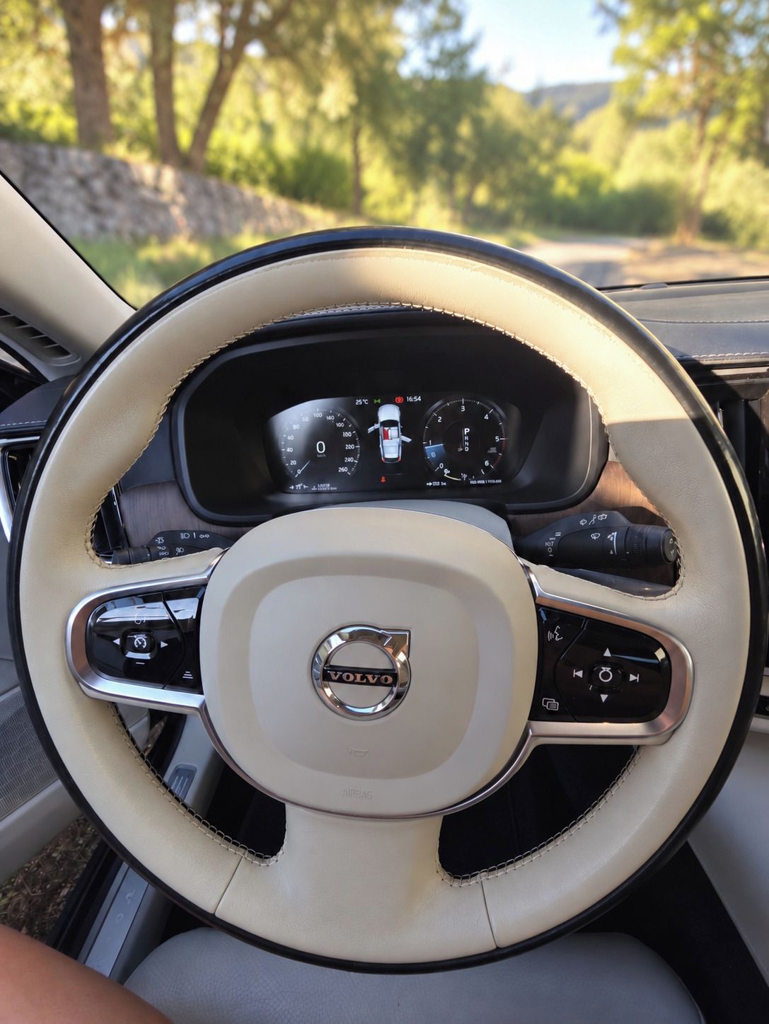 Volvo V90, D5 INSCRIPTION,POLESTAR, tažné - fotka 4
