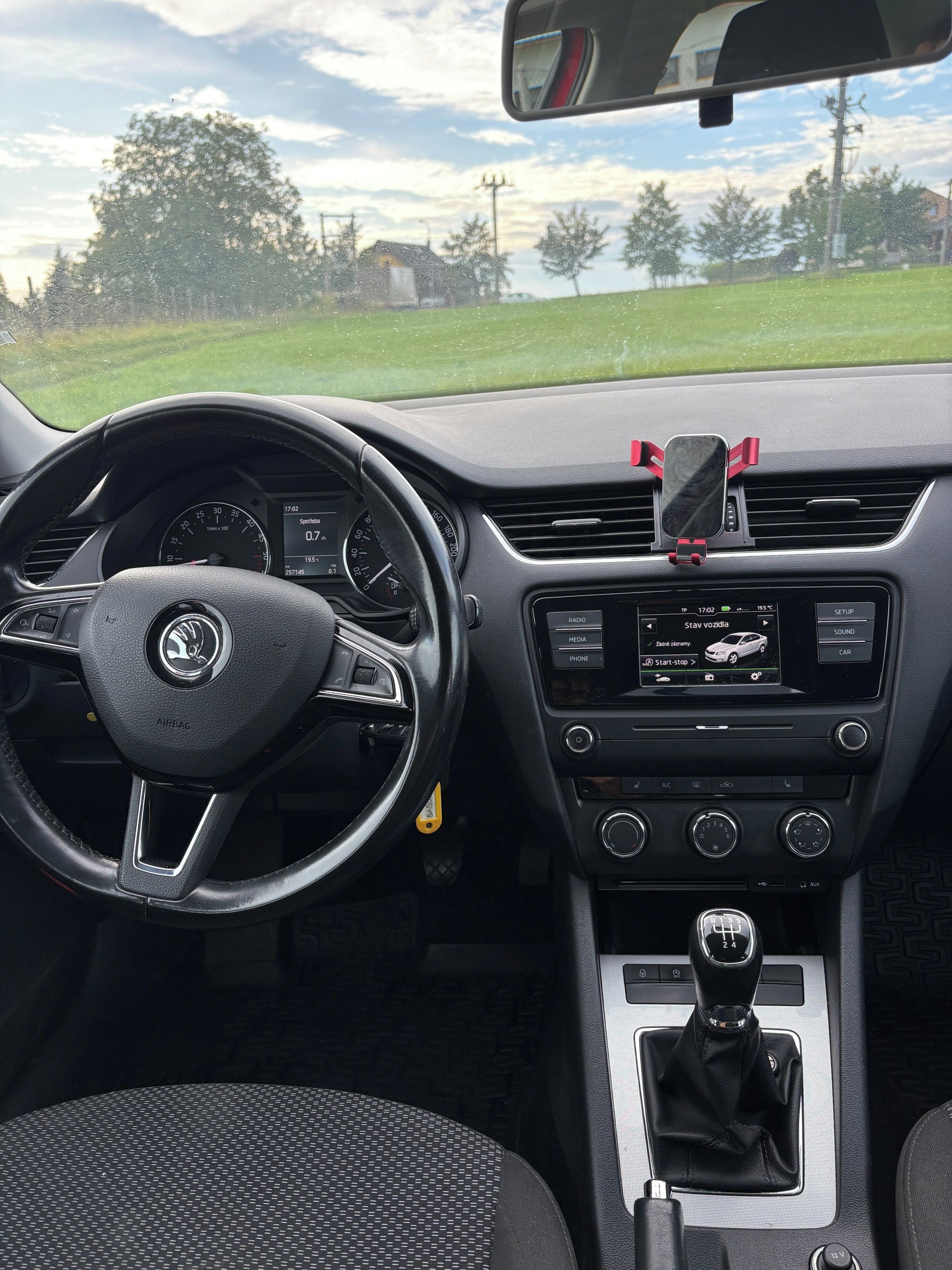Škoda Octavia - fotka 6