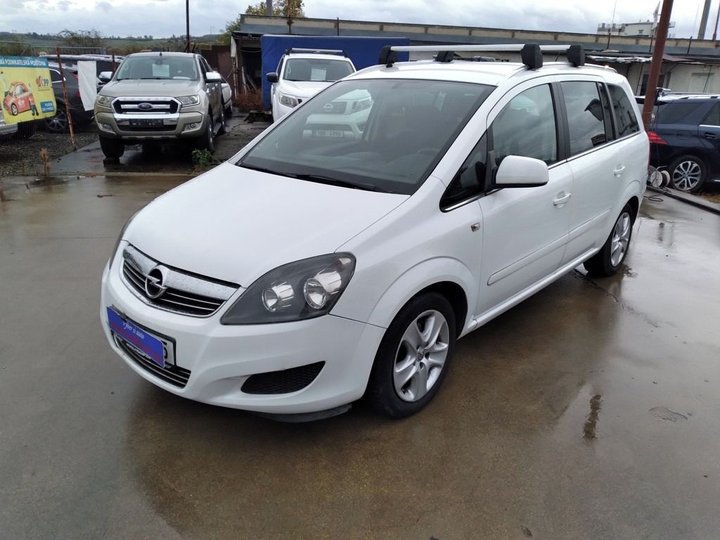 Opel Zafira, 1.7 CDTI 7 MÍST KLIMA - fotka 3
