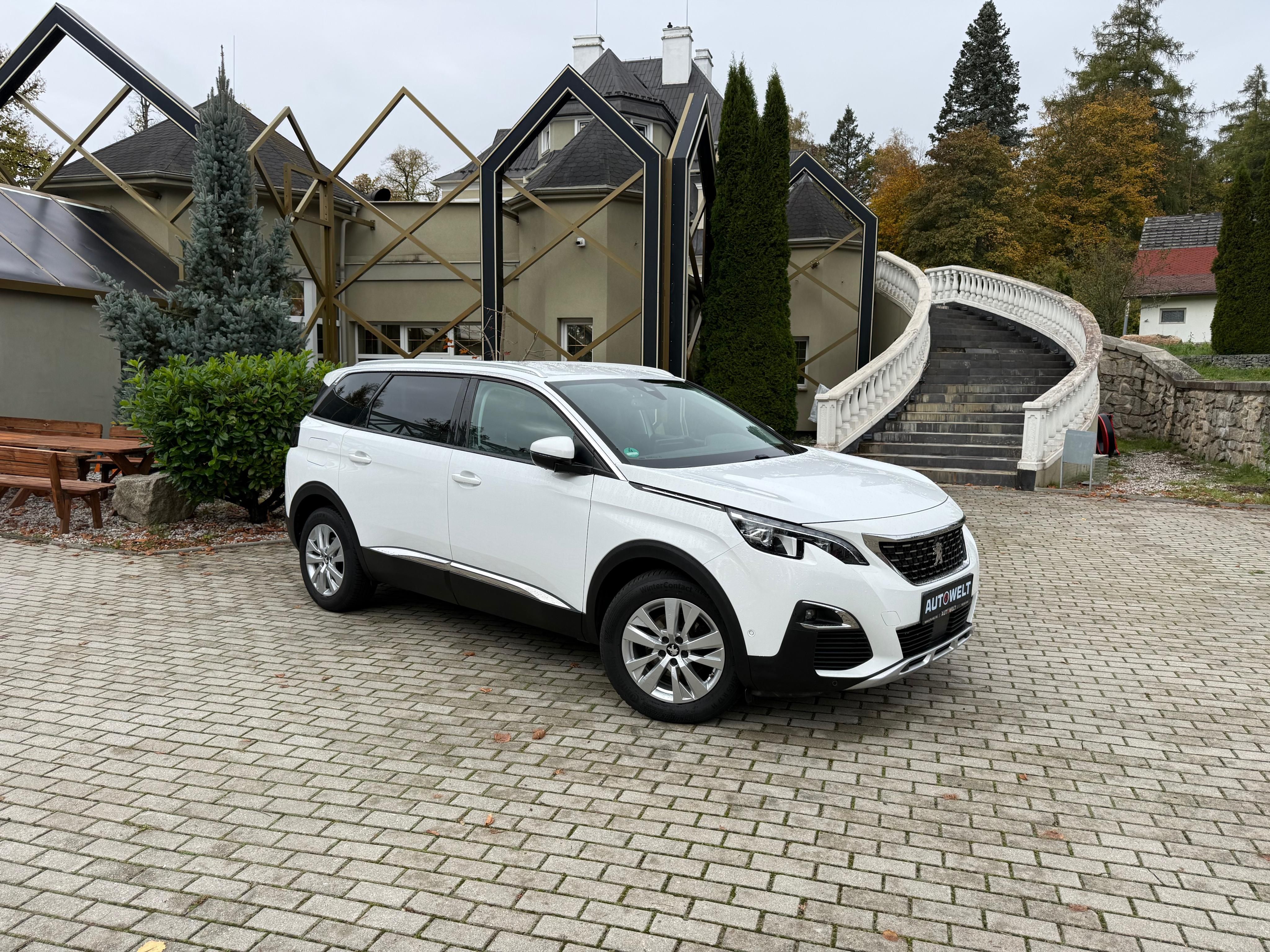 Peugeot 5008, 1.2 PT 96kW ALLURE /2017/TAŽNÉ - fotka 2