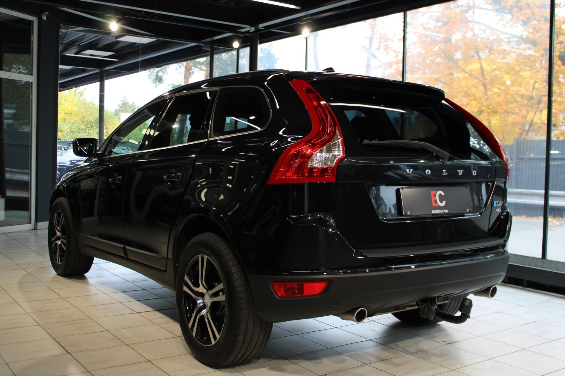 Volvo XC60, D3 AWD Polestar DPH/Tažné - fotka 4
