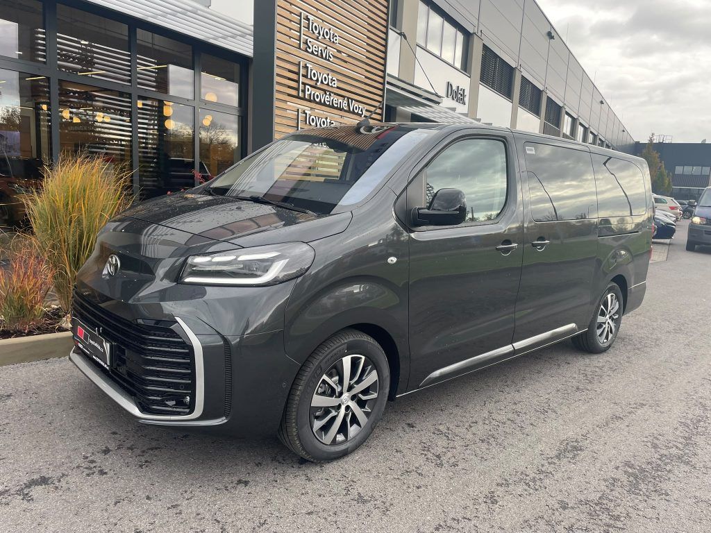 Toyota Proace Verso, 2.2D L2 180k AT VIP Skyview - fotka 2