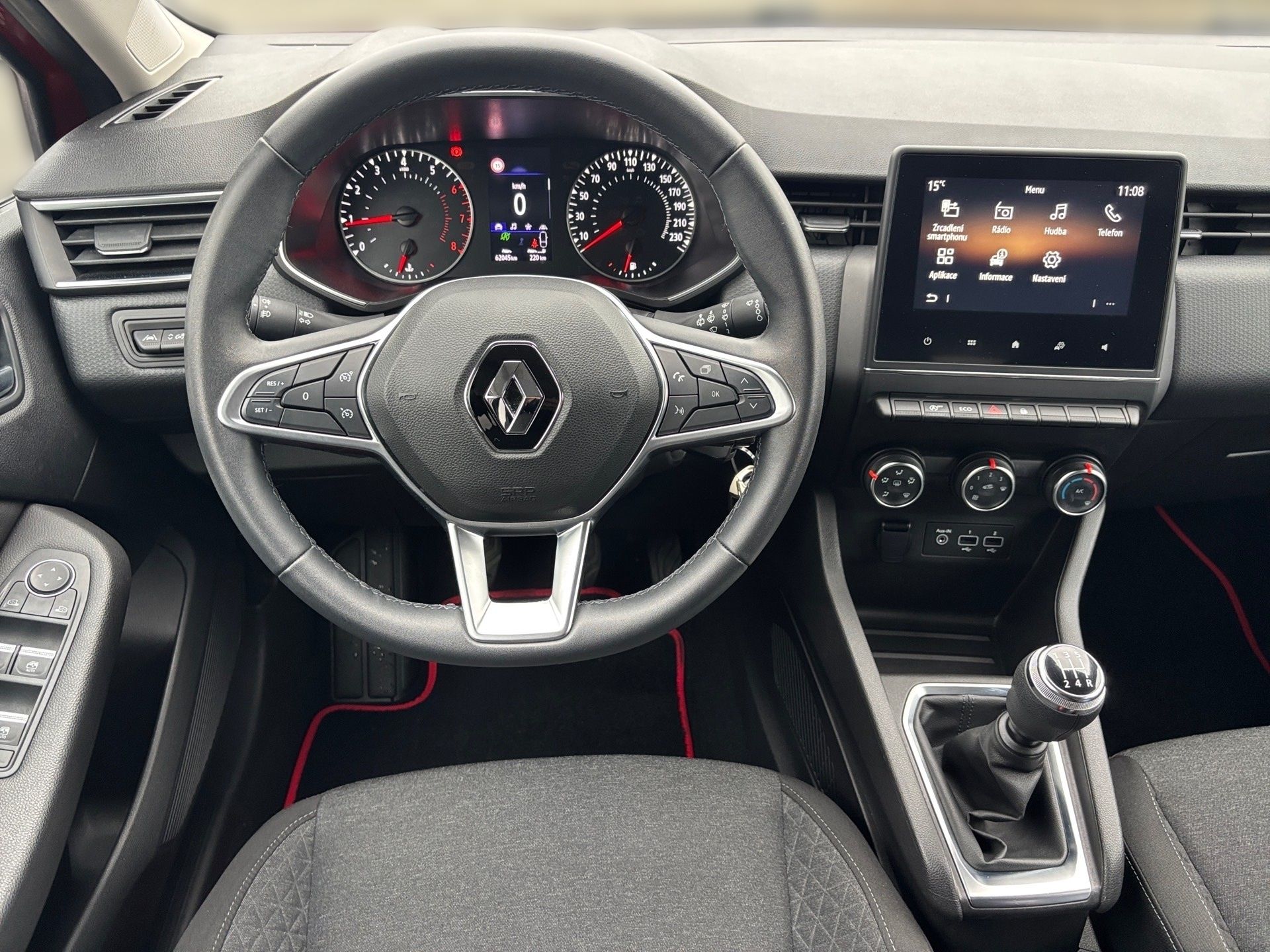 Renault Clio, 1.0 TCe / 74 kW Intens - fotka 5