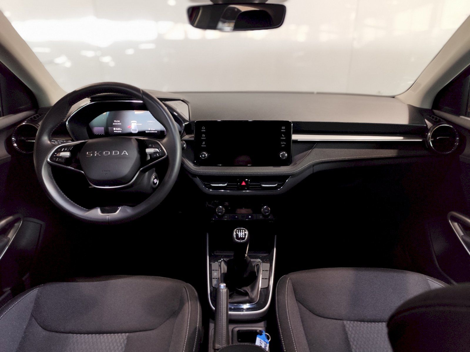 Škoda Fabia, FABIA TOP SELECTION 1,0 TSI 85 - fotka 5