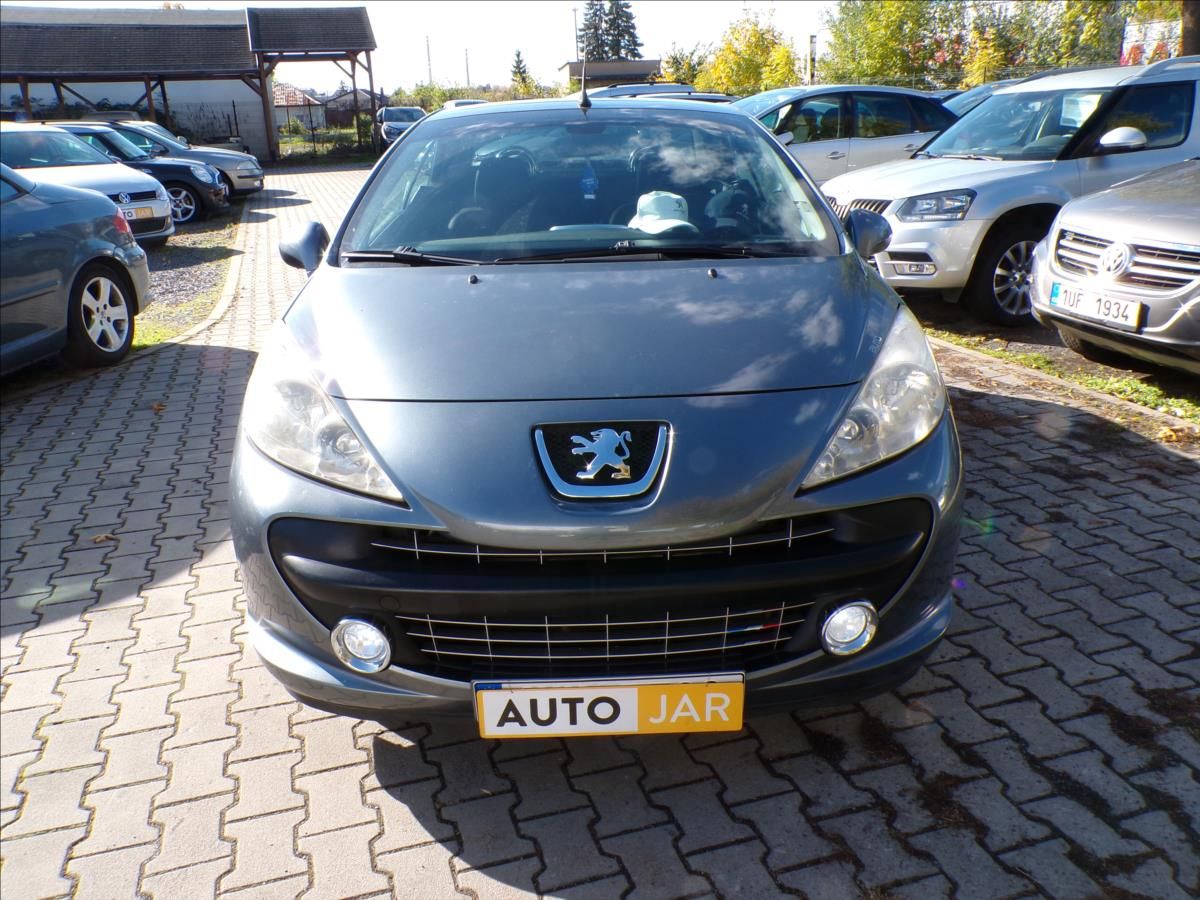 Peugeot 207, 1,6 CC - fotka 2