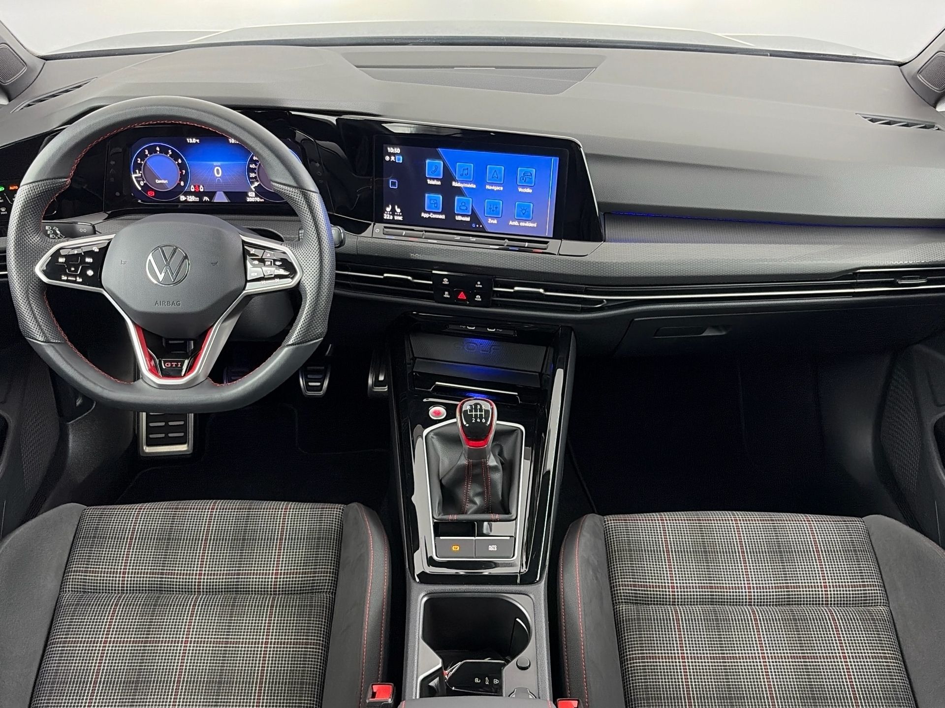 Volkswagen Golf, GTI 2.0 TSI 180kW - fotka 5