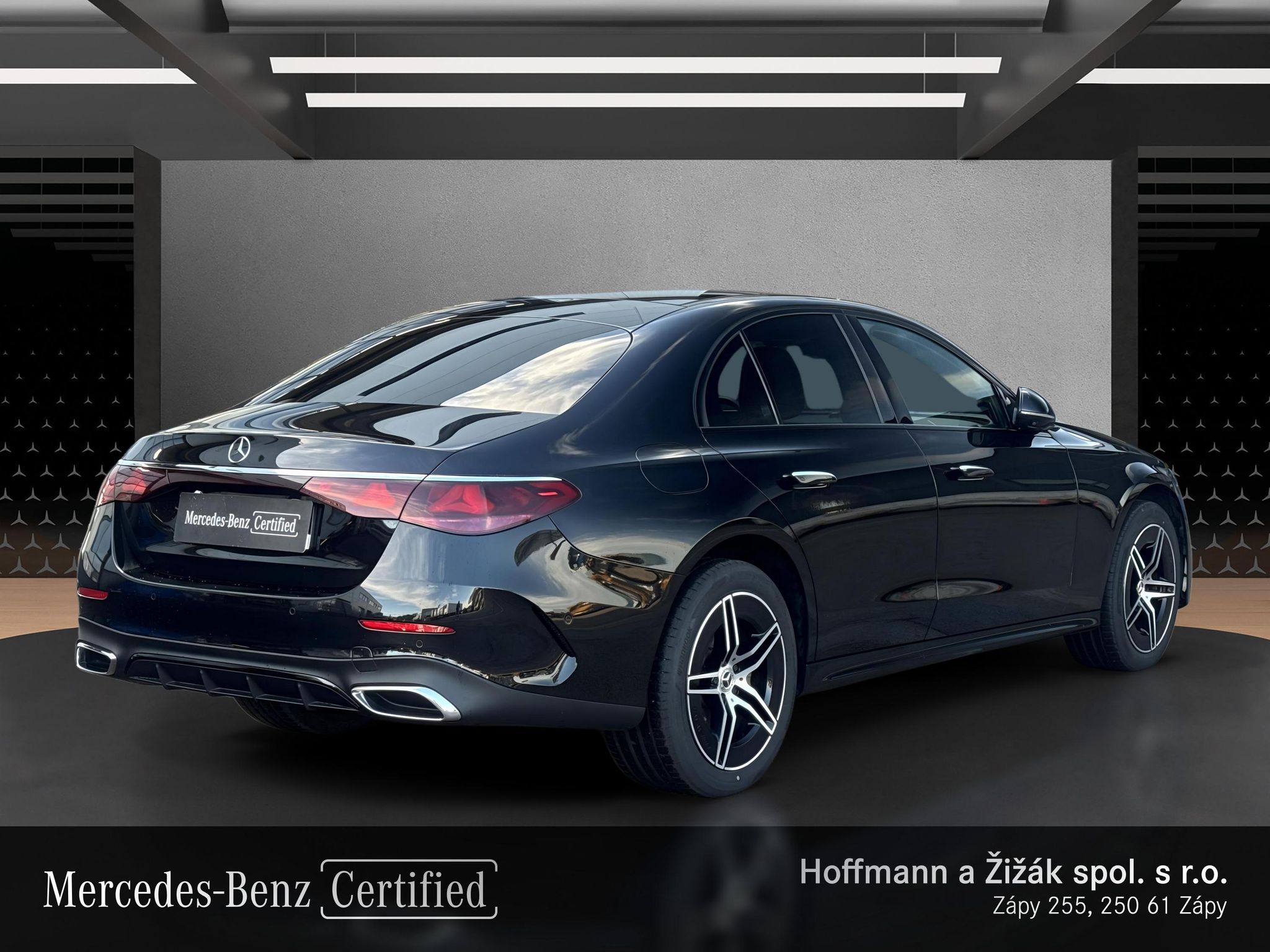 Mercedes-Benz Třídy E, 220d 4M - PREMIUM PLUS - fotka 5